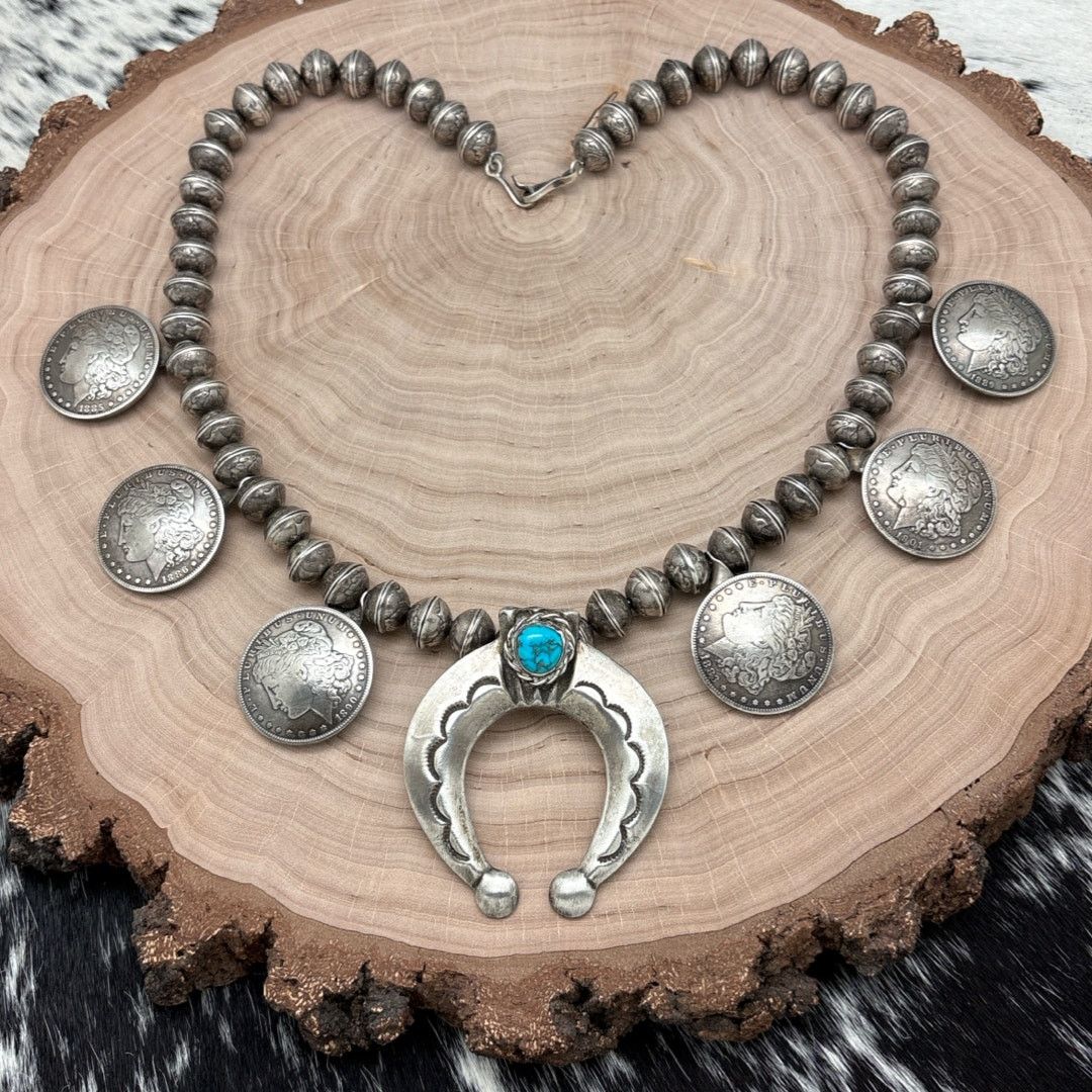 Native 1970s Native American NAVAJO Naja Necklace Morgan Dollars Size ONE SIZE - 1 Thumbnail