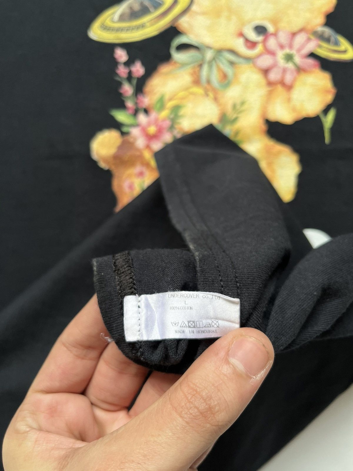 Undercover Undercover Jun Takahashi MAD Bear UFO Graphic Tee Black Size US L / EU 52-54 / 3 - 5 Thumbnail