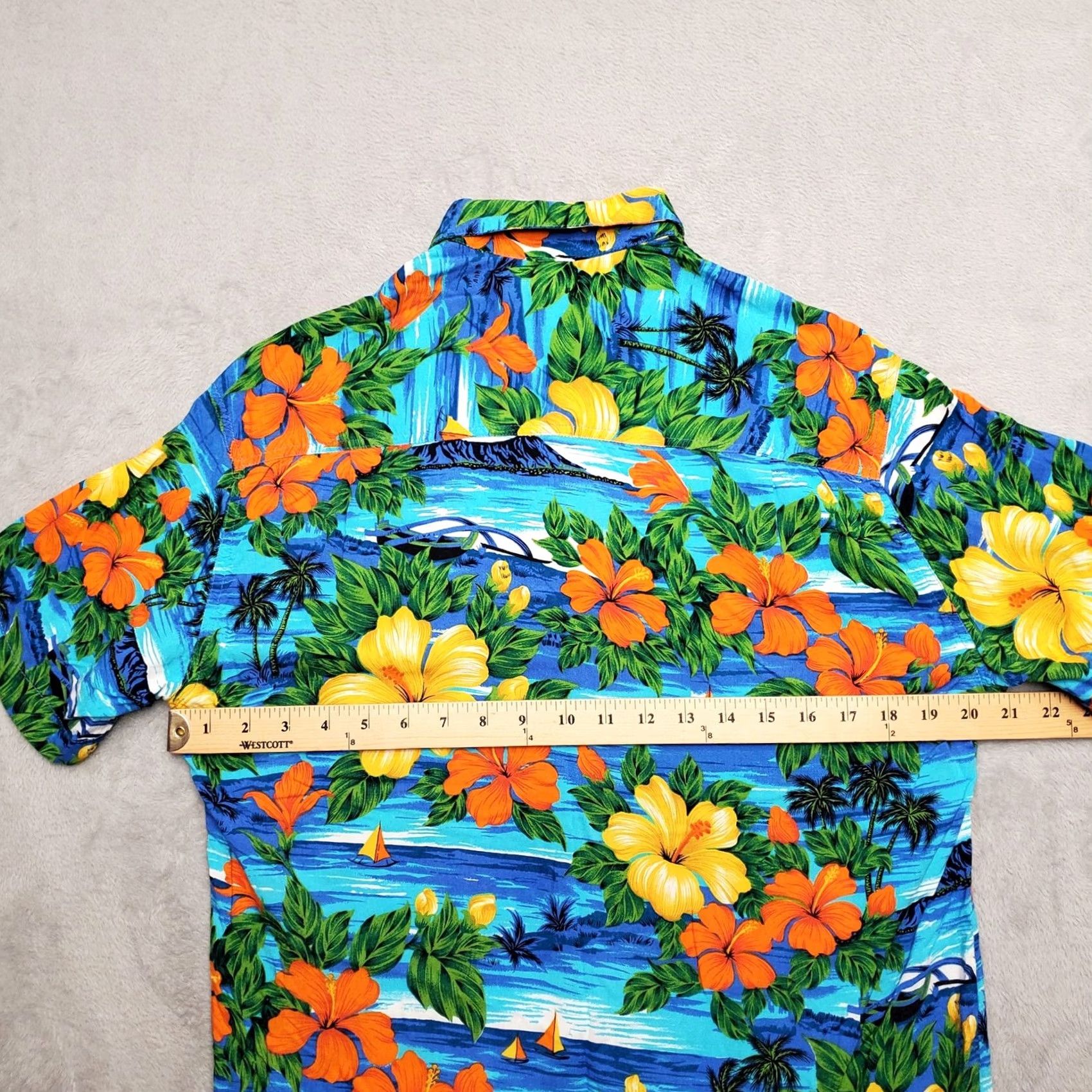 Vintage Squish Shirt Mens Small Blue Orange Hibiscus Palm Ocean Waves 100% Rayon Casual Shirt, Floral, Short Sleeve, Button-Up, Viscose, Mens Size US S / EU 44-46 / 1 - 6 Thumbnail