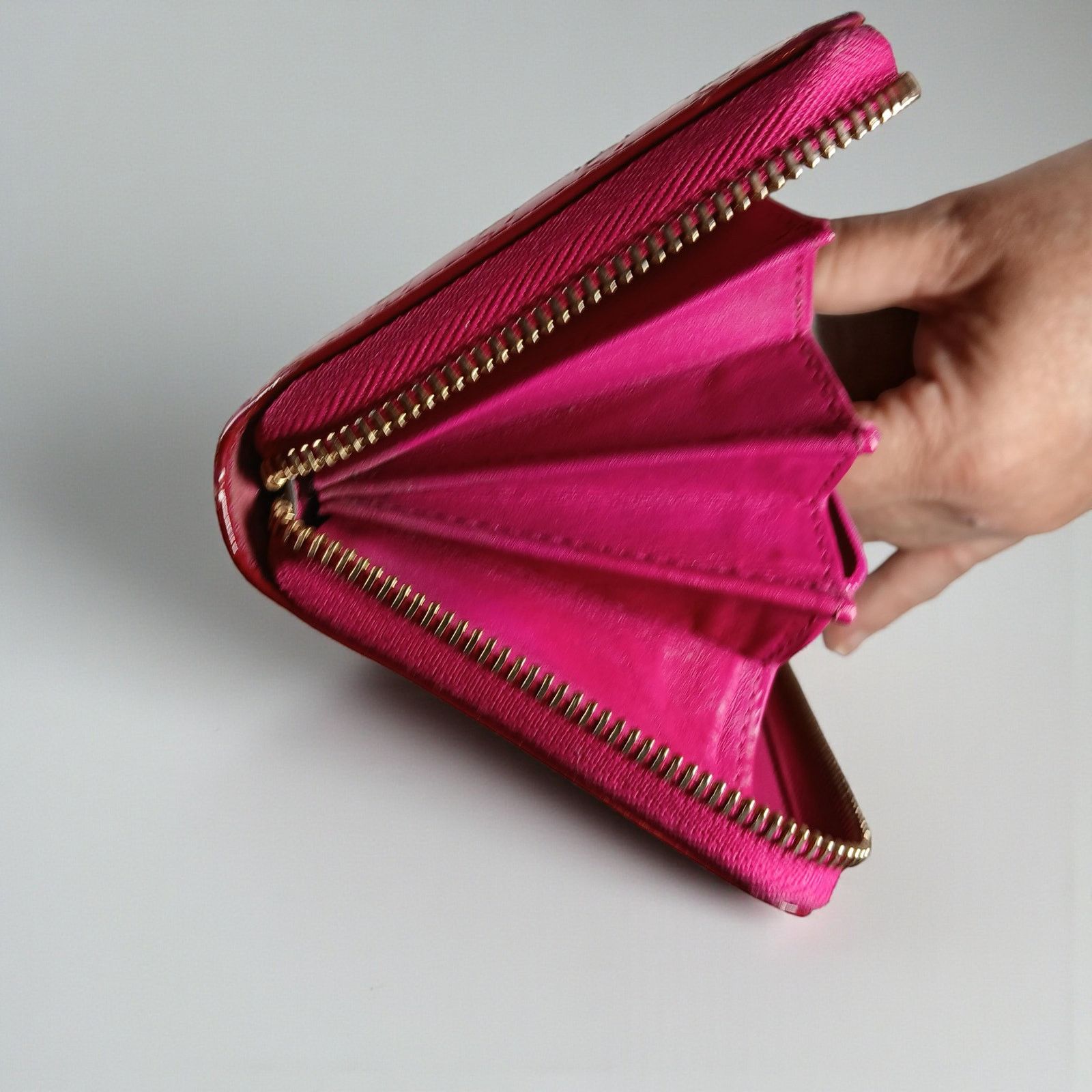 Gucci Gucci Shima GG Belted Zip Around Pink Enamel Leather Wallet Size ONE SIZE - 15 Thumbnail