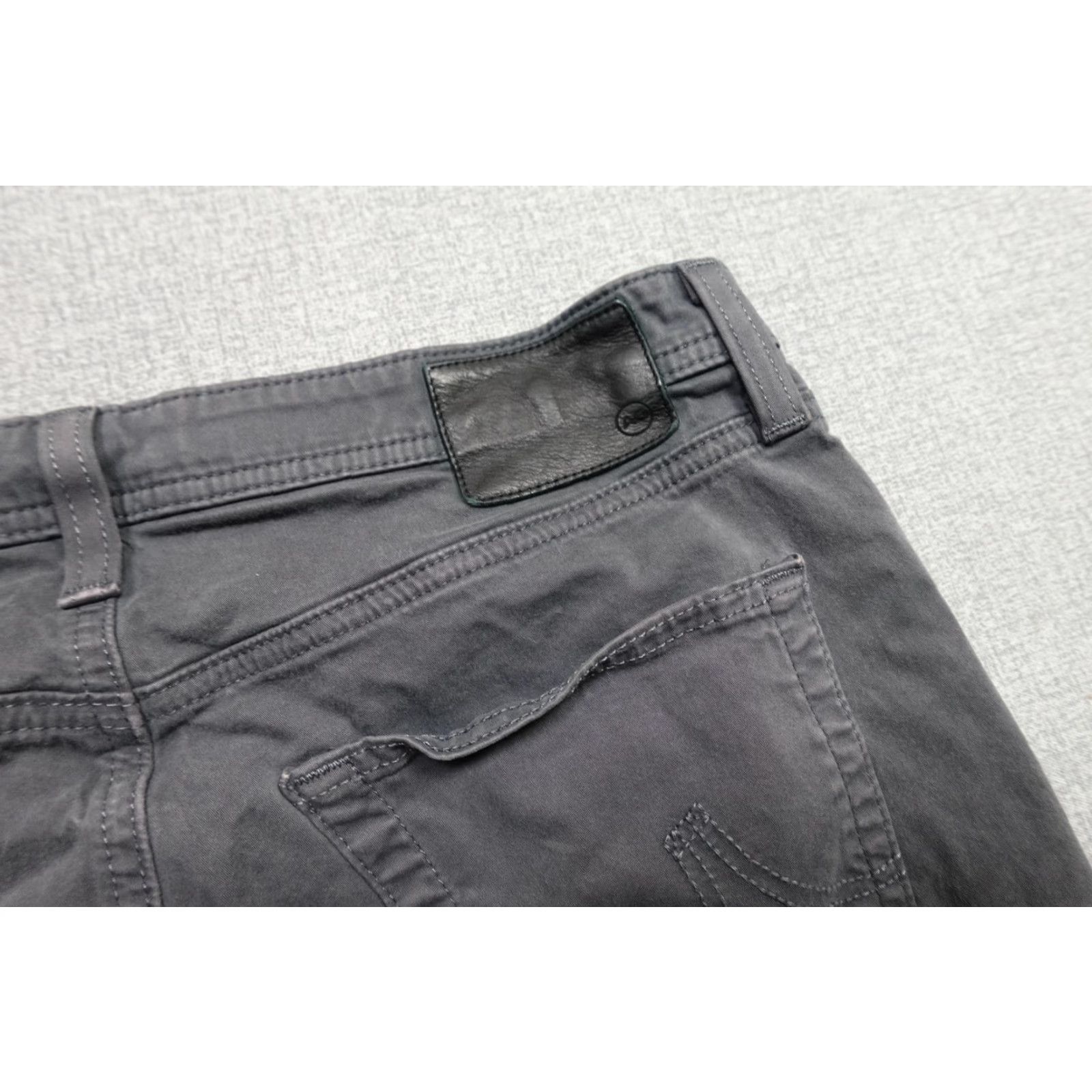 Vintage AG Adriano Goldschmied The Graduate Pants Mens 32x29 Gray Tailored Leg Made USA Size US 32 / EU 48 - 2 Thumbnail