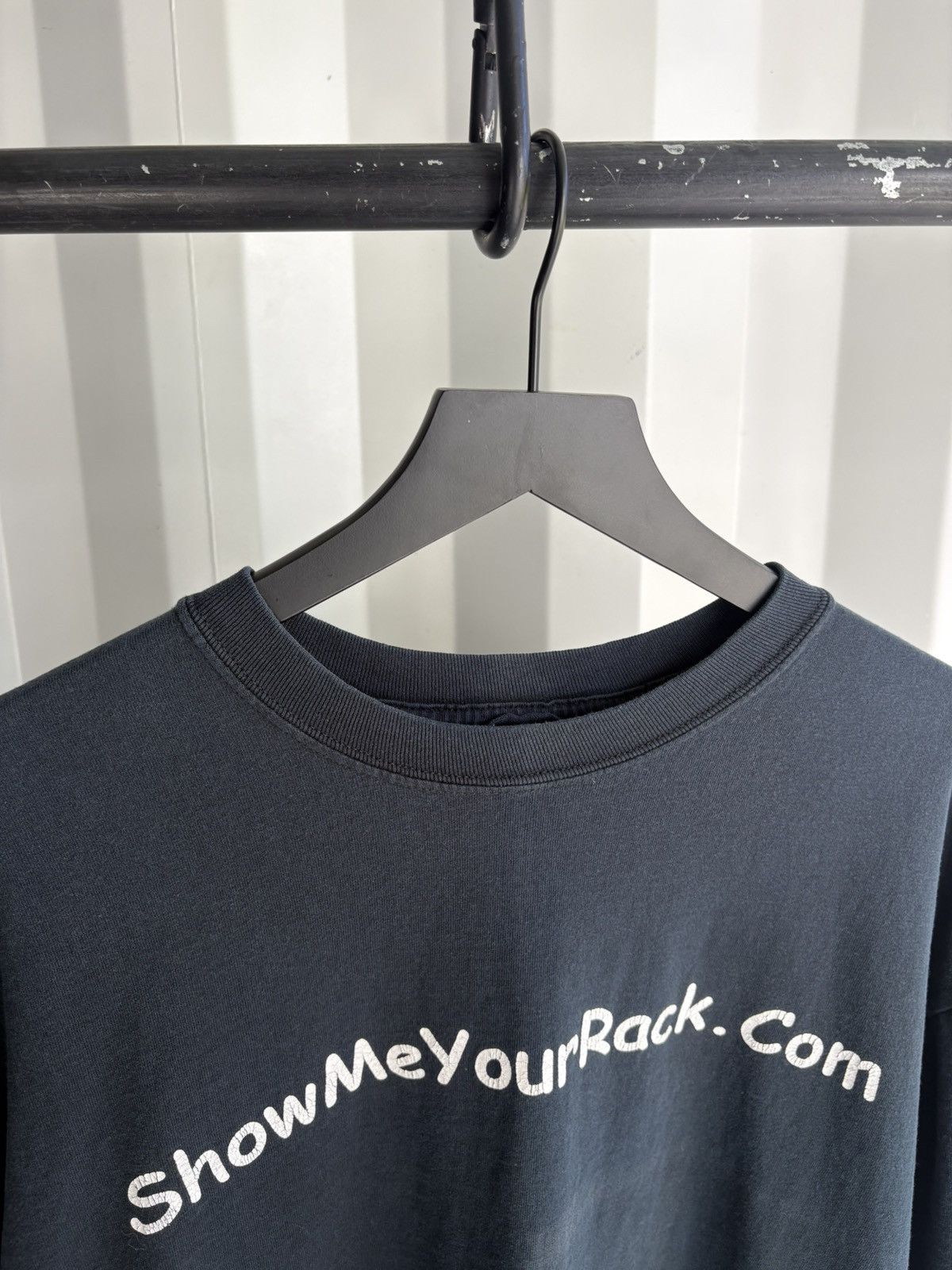 Vintage Show Me Your Rack Thrashed Faded Distressed Shirt GRUNGE Size US XXL / EU 58 / 5 - 6 Thumbnail