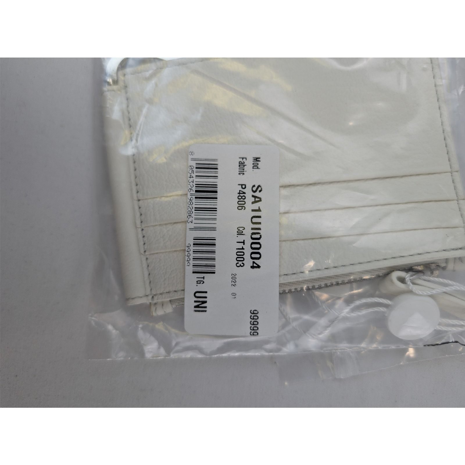 Maison Margiela o1rshd1 Size: OS / Grainy Leather Money Clip Wallet in White Size ONE SIZE - 14 Thumbnail