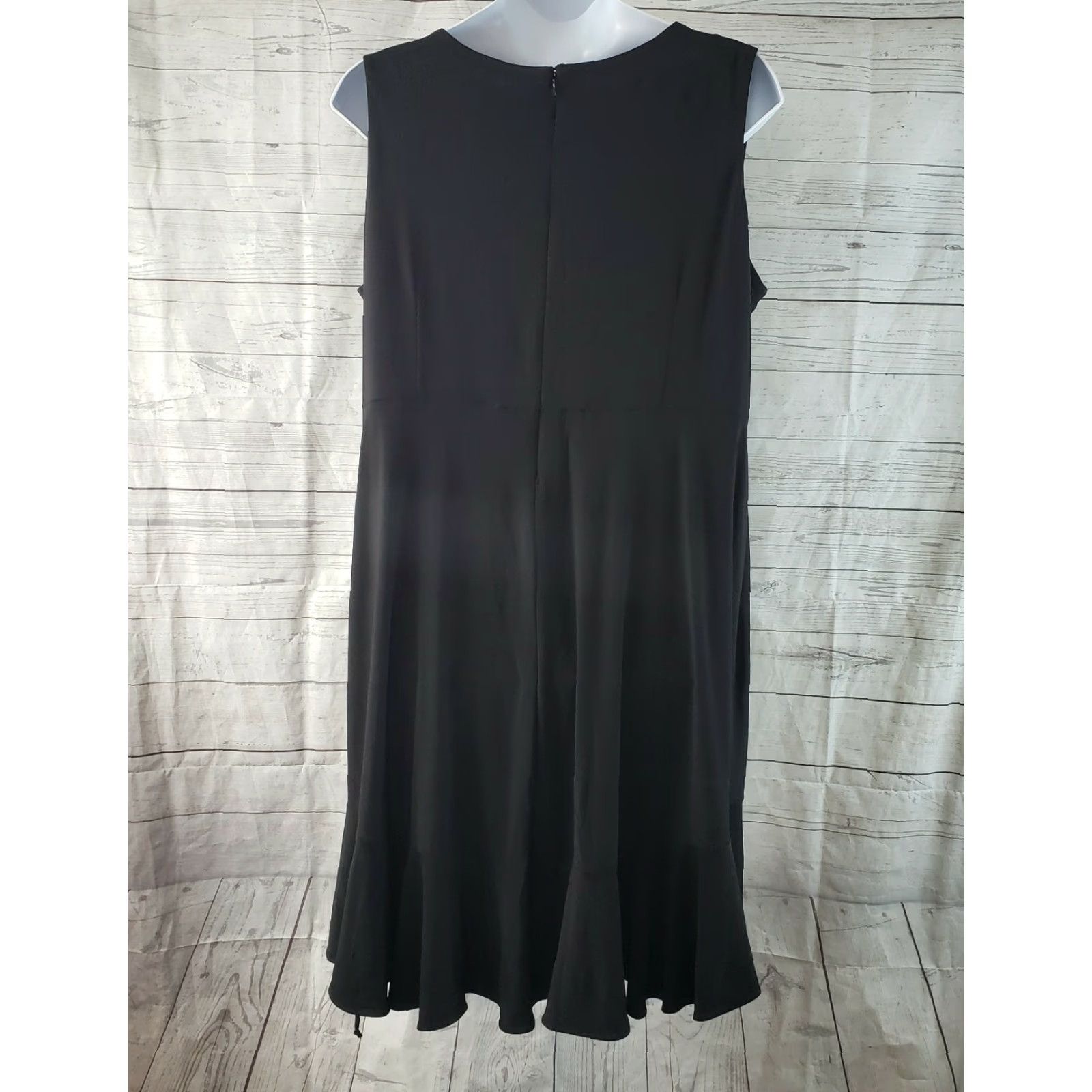 Vintage VINTAGE? No: Lane Bryant Womens Dress Sz 22/24 Solid Black Sleeveless Ruffle Hem Size 3XL / US 20-22 - 4 Thumbnail