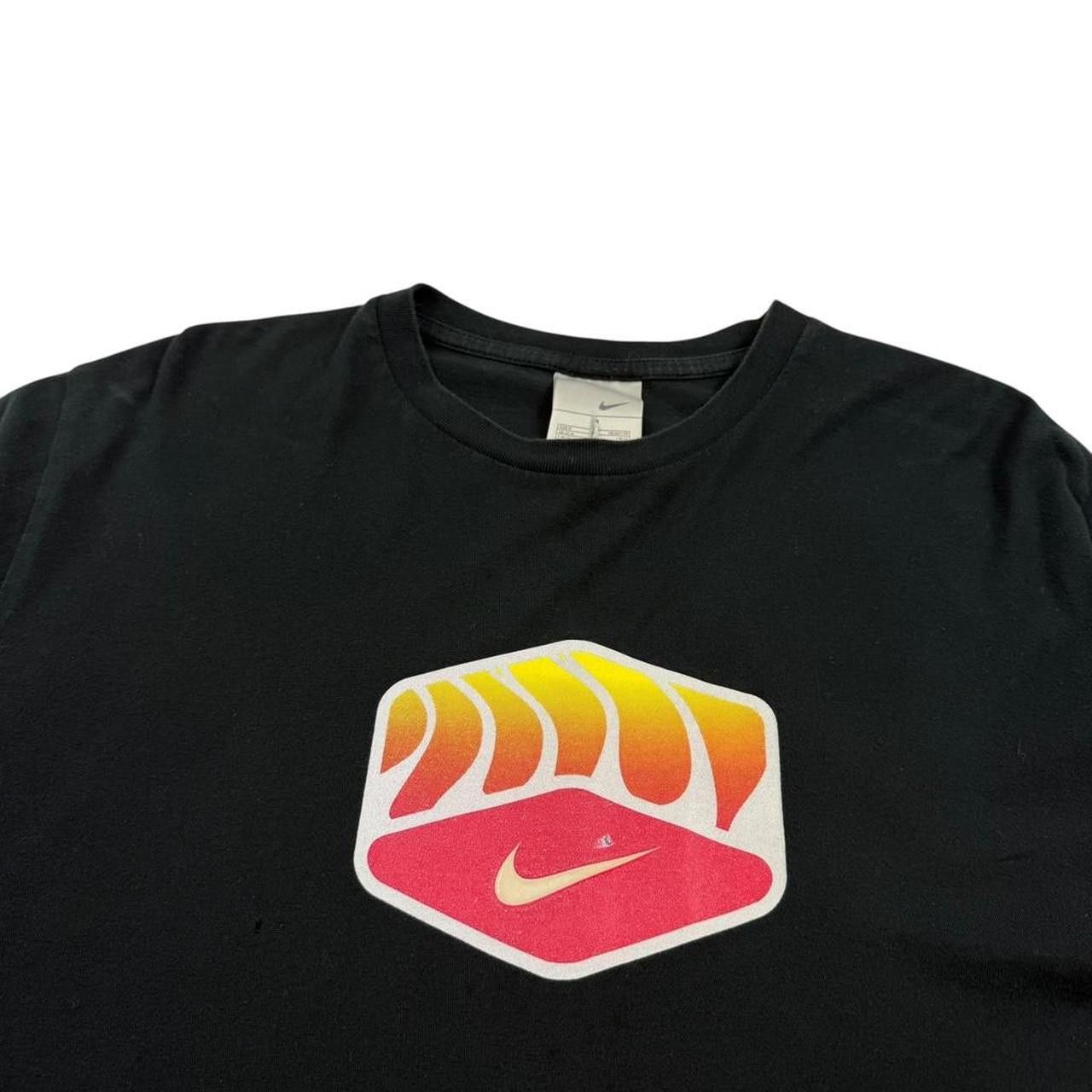 Nike Vintage 2000s Nike TN T-Shirt Vein Logo Black - Medium Size US M / EU 48-50 / 2 - 3 Thumbnail