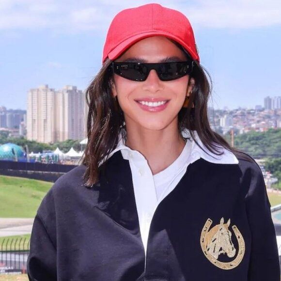 Gucci Gucci GG1634S 006 Sunglasses Black Cat Eye Frame, Grey Size ONE SIZE - 2 Thumbnail