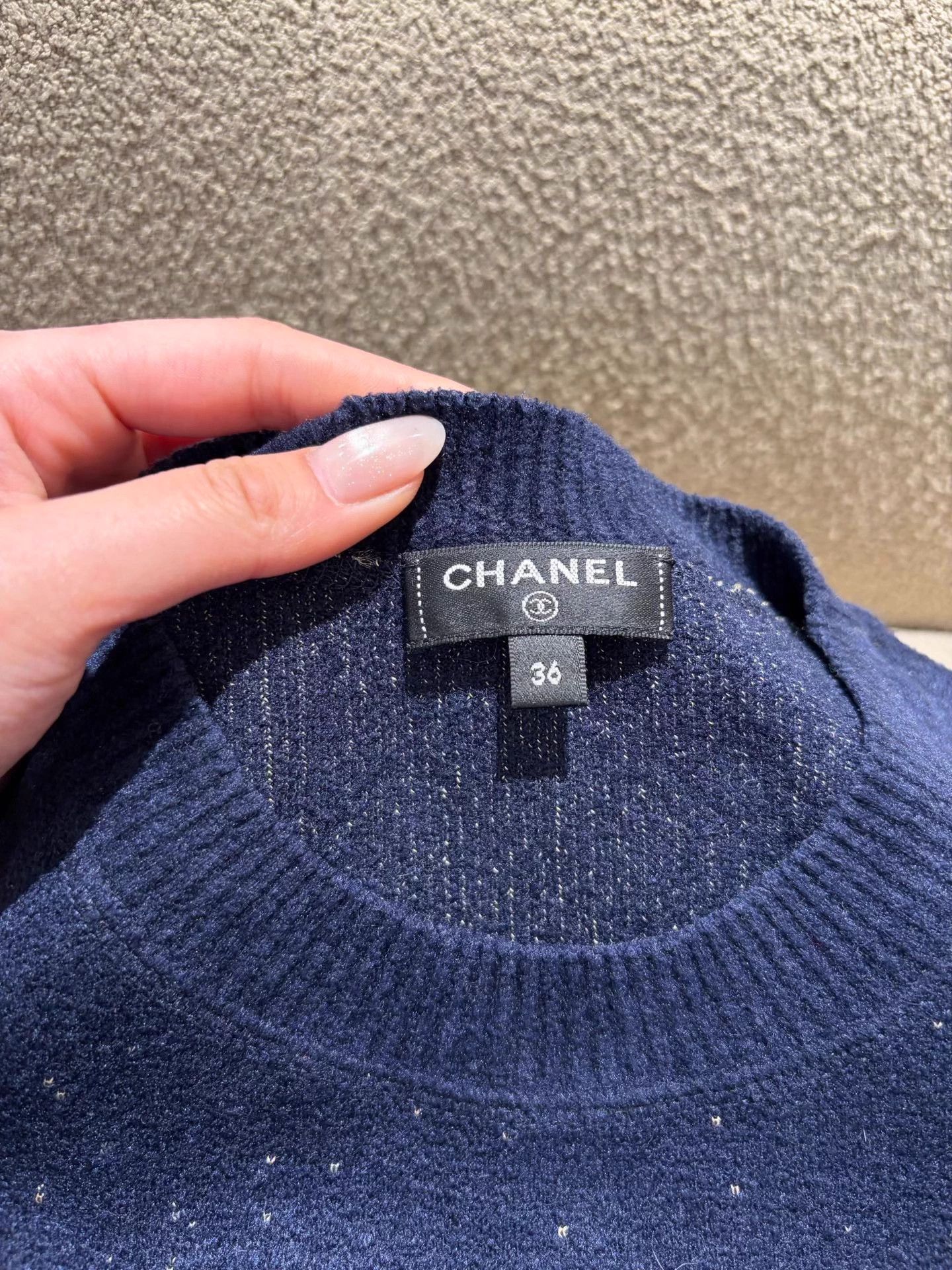 Chanel CHANEL Deep Blue Double C Star Knit Sweater 36 Size XS / US 0-2 / IT 36-38 - 2 Thumbnail