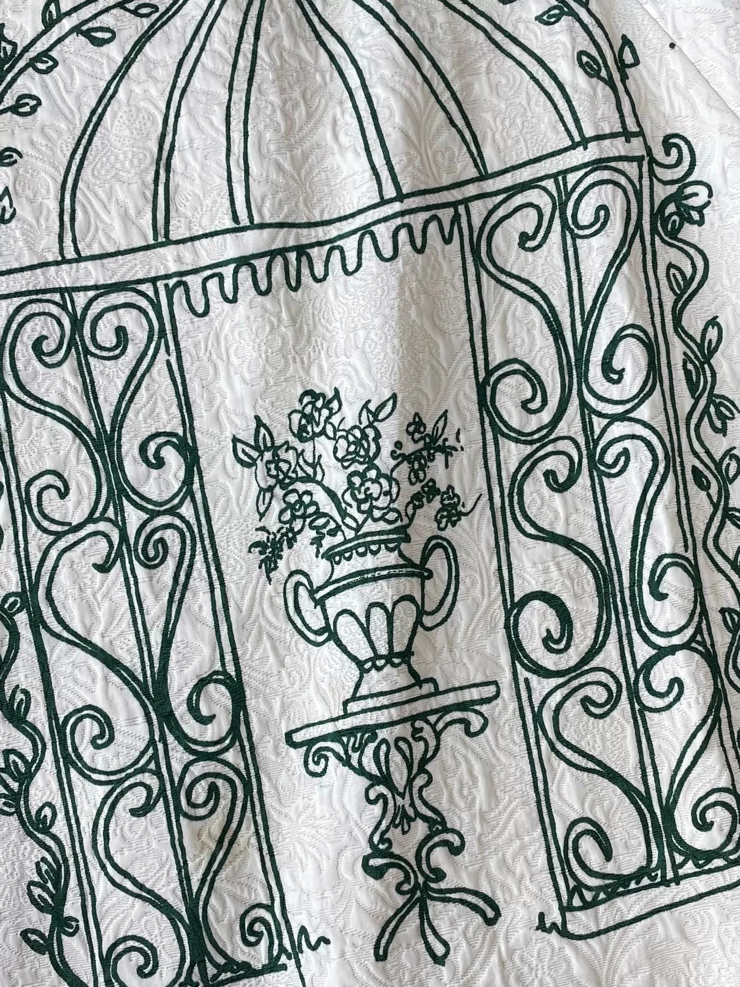 Dolce & Gabbana DG women's white embossed print sleeveless dress 40 Size S / US 4 / IT 40 - 2 Thumbnail