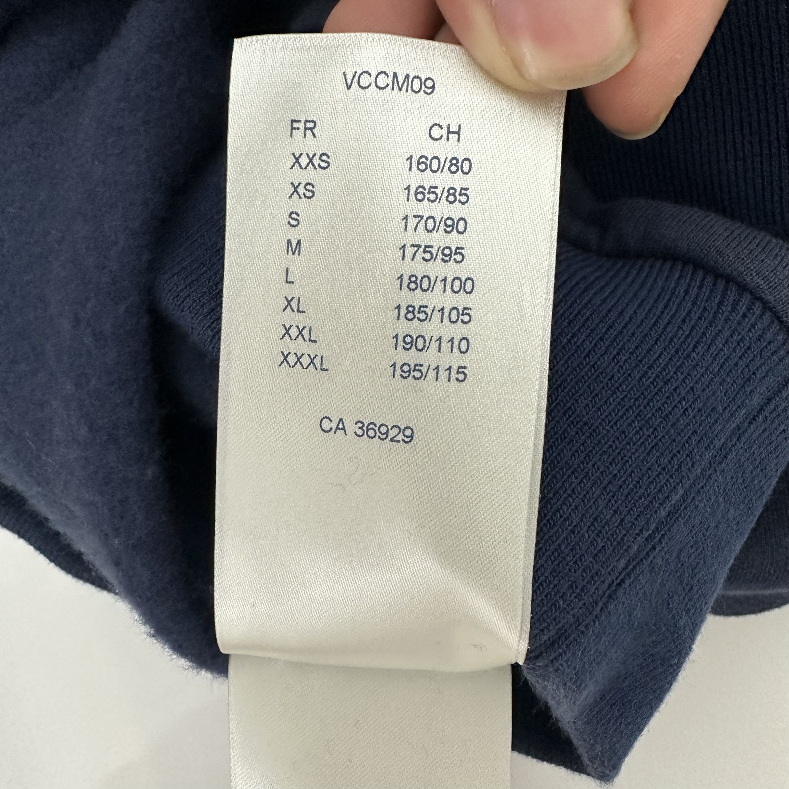 Louis Vuitton LOUIS VUITTON Stitch Print Embroidered Sweatshirt Size US M / EU 48-50 / 2 - 9 Thumbnail