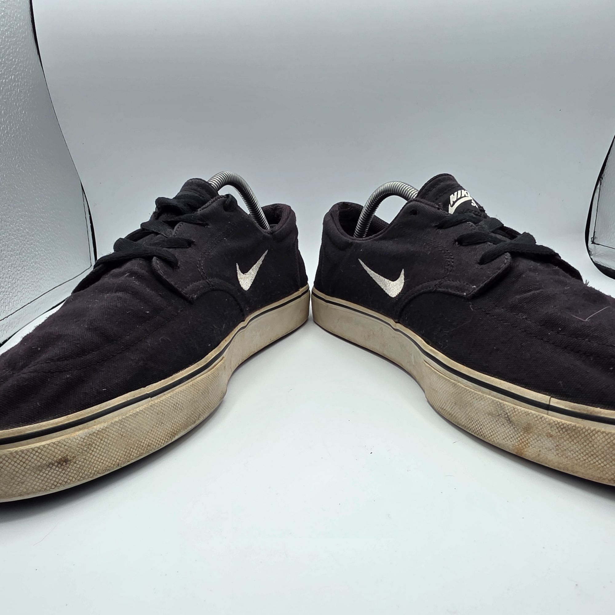 Nike Nike SB Clutch Mens Size 11.5 Black Sneaker Shoes Casual Ska Size US 11.5 / EU 44-45 - 2 Thumbnail