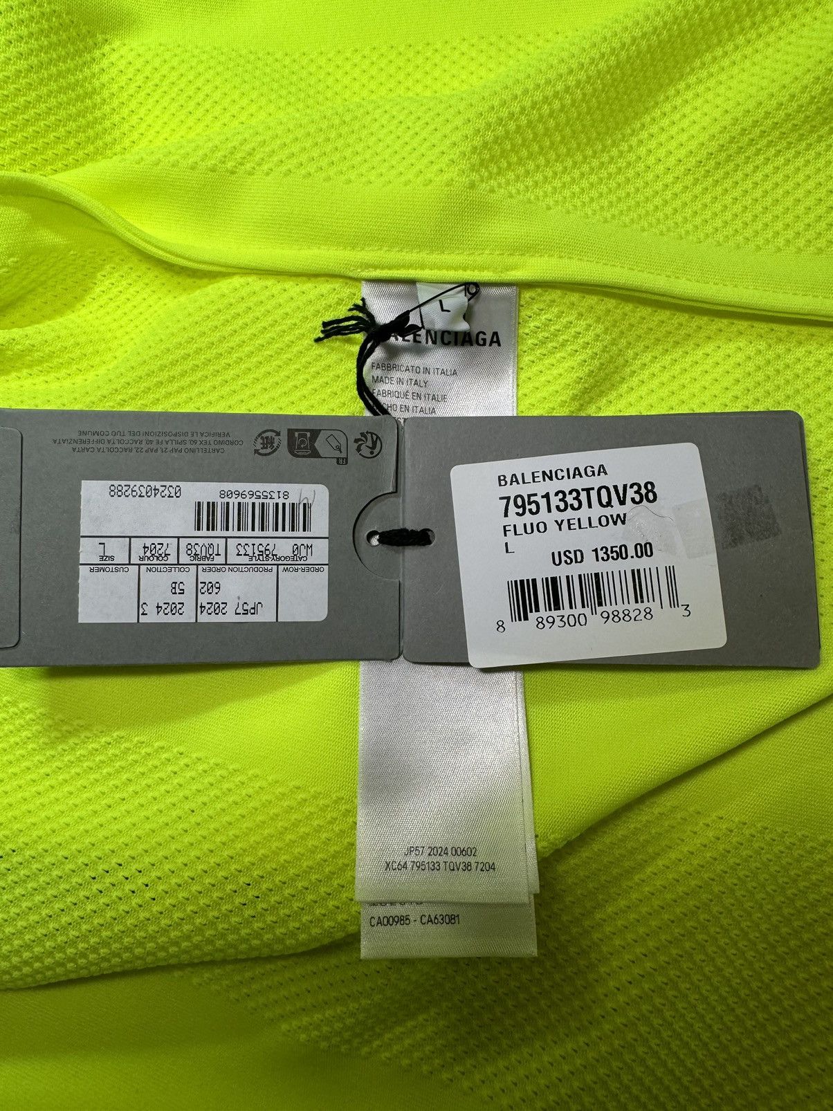 Balenciaga Balenciaga Fluo Yellow Striped Mesh Shirt Size L Size US L / EU 52-54 / 3 - 18 Thumbnail