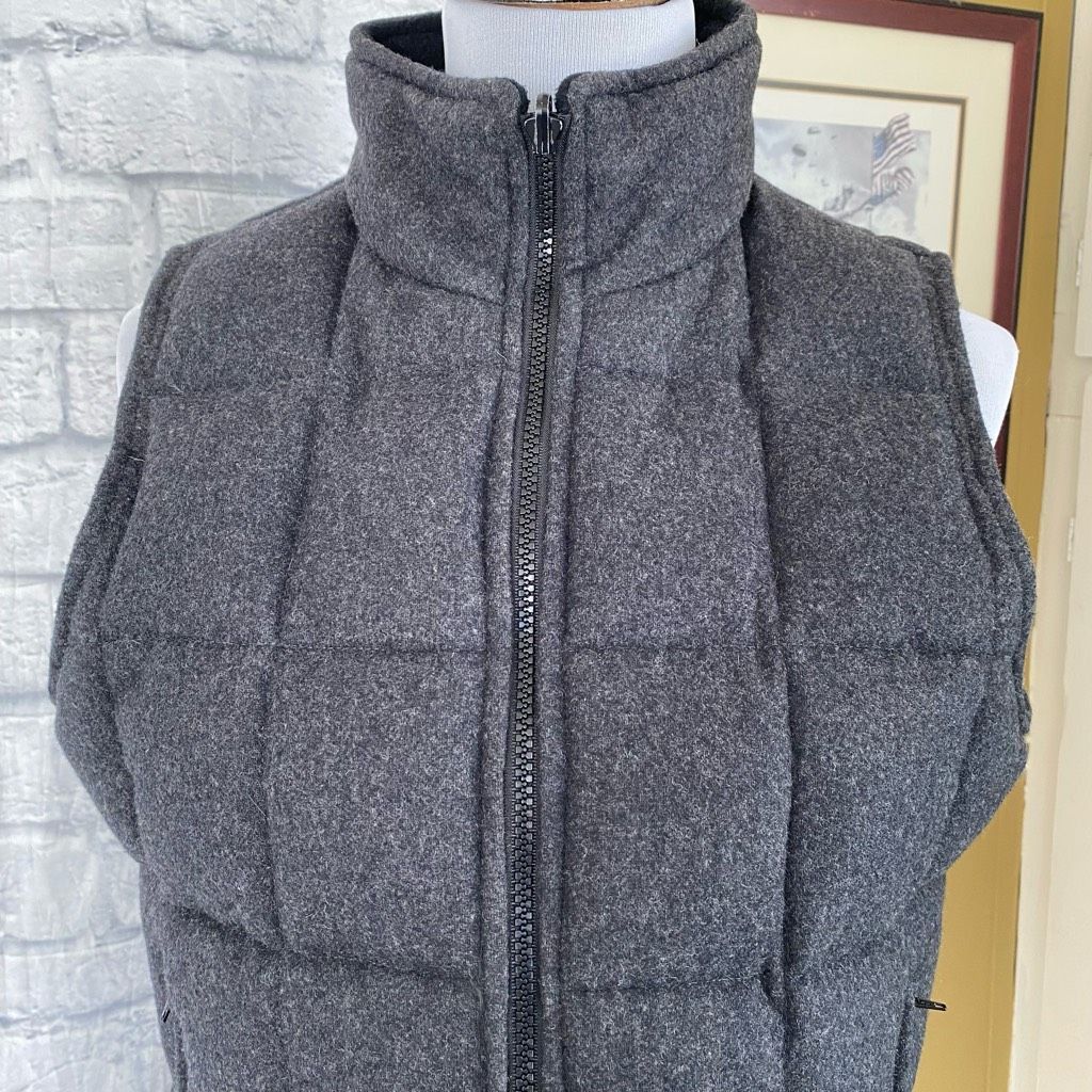 Express Express women M duck down blend full zip winter vest grey Size M / US 6-8 / IT 42-44 - 2 Thumbnail