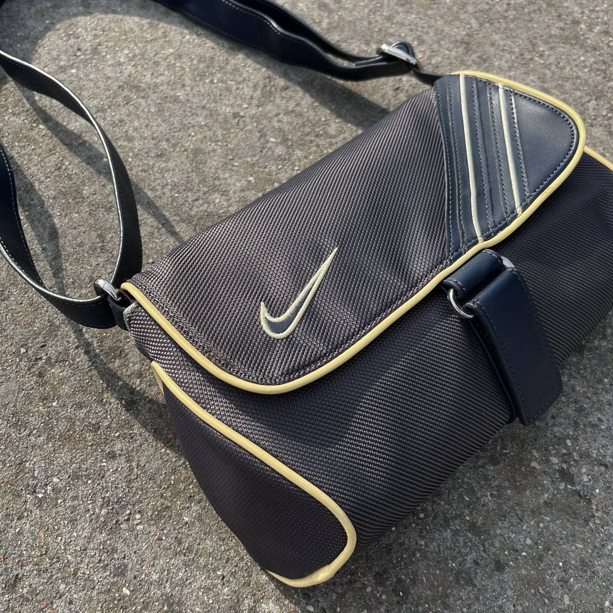 Nike × Vintage Vintage Nike Sling Shoulder Bag Size ONE SIZE - 4 Thumbnail