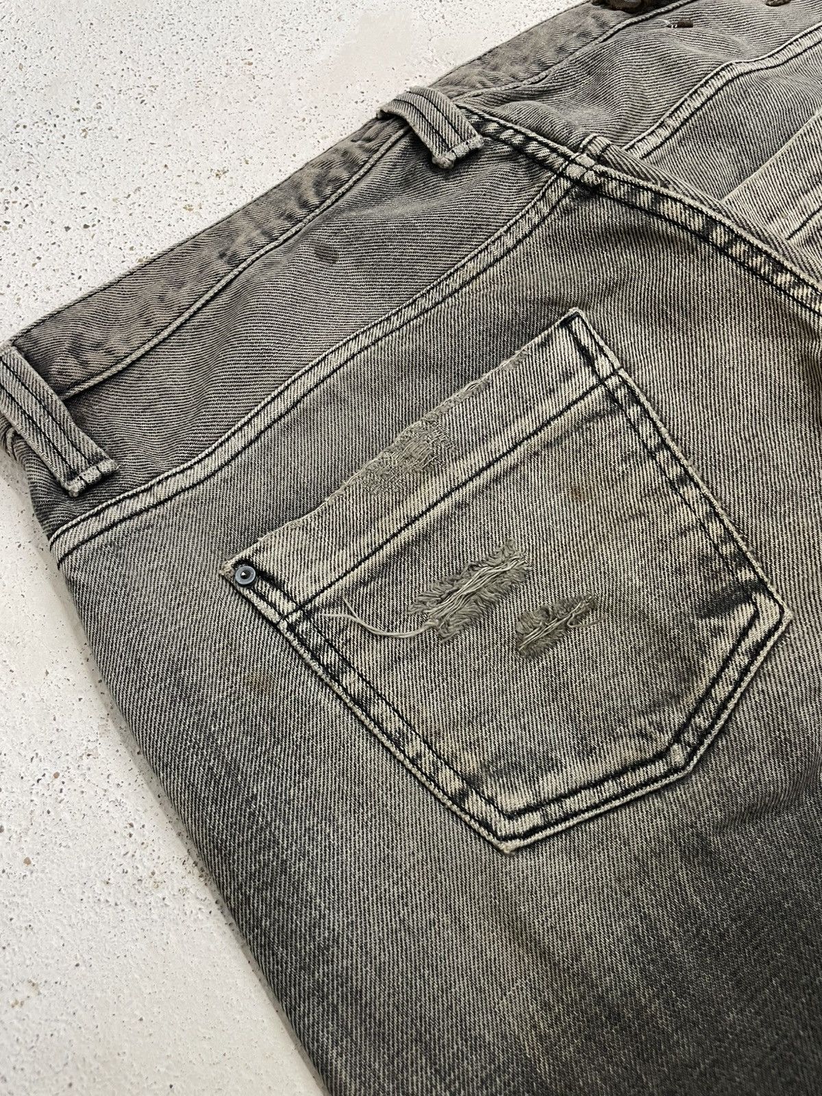 Emporio Armani Emperio Armani Distress Repaired Two Tone Denim Buttonfly Size US 35 - 12 Thumbnail