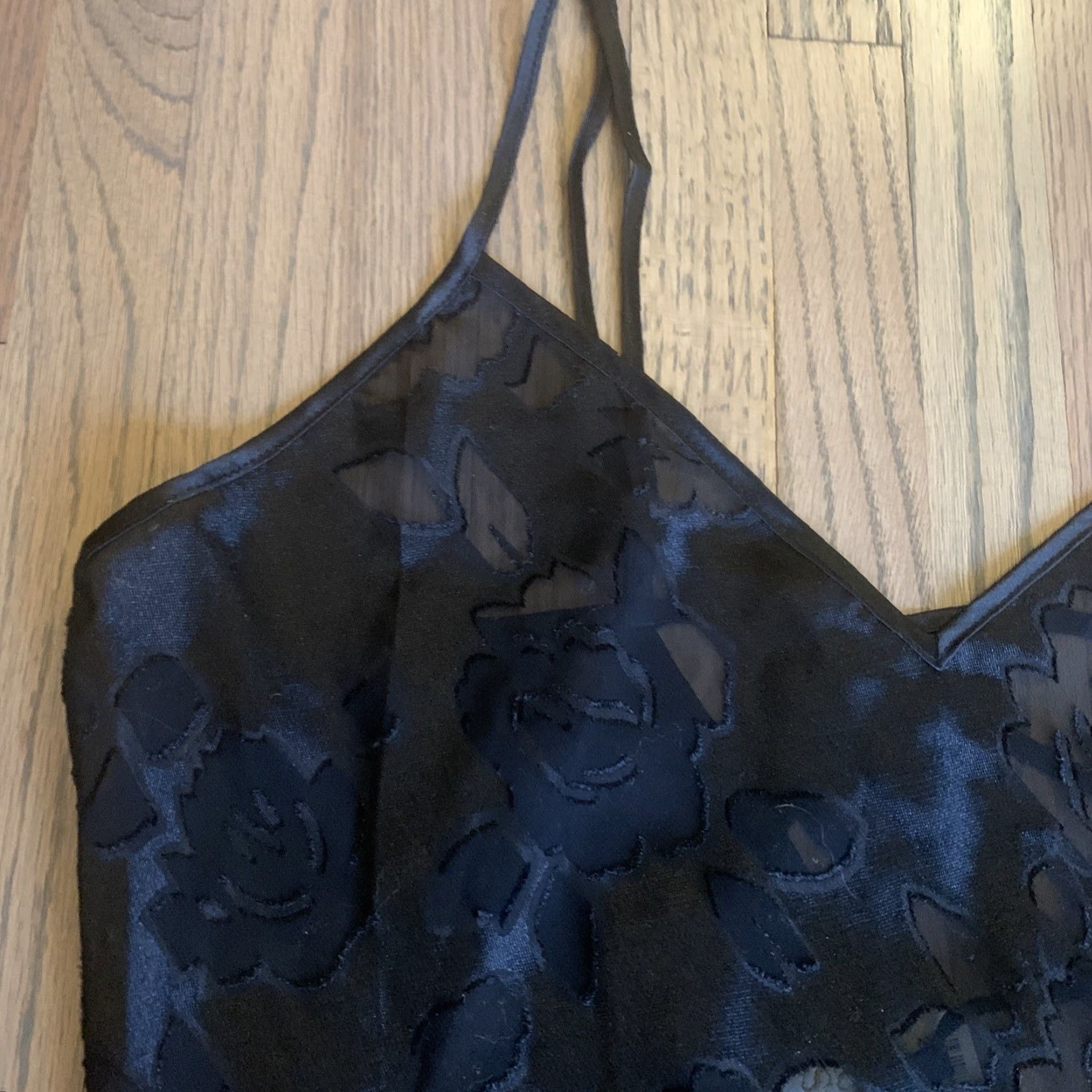 Victoria's Secret VINTAGE Victoria's Secret Black SHEER FLORAL TEDDY Medium M Burnout Romper Flutter Shirt Womens Size 32" / US 10 / IT 46 - 2 Thumbnail