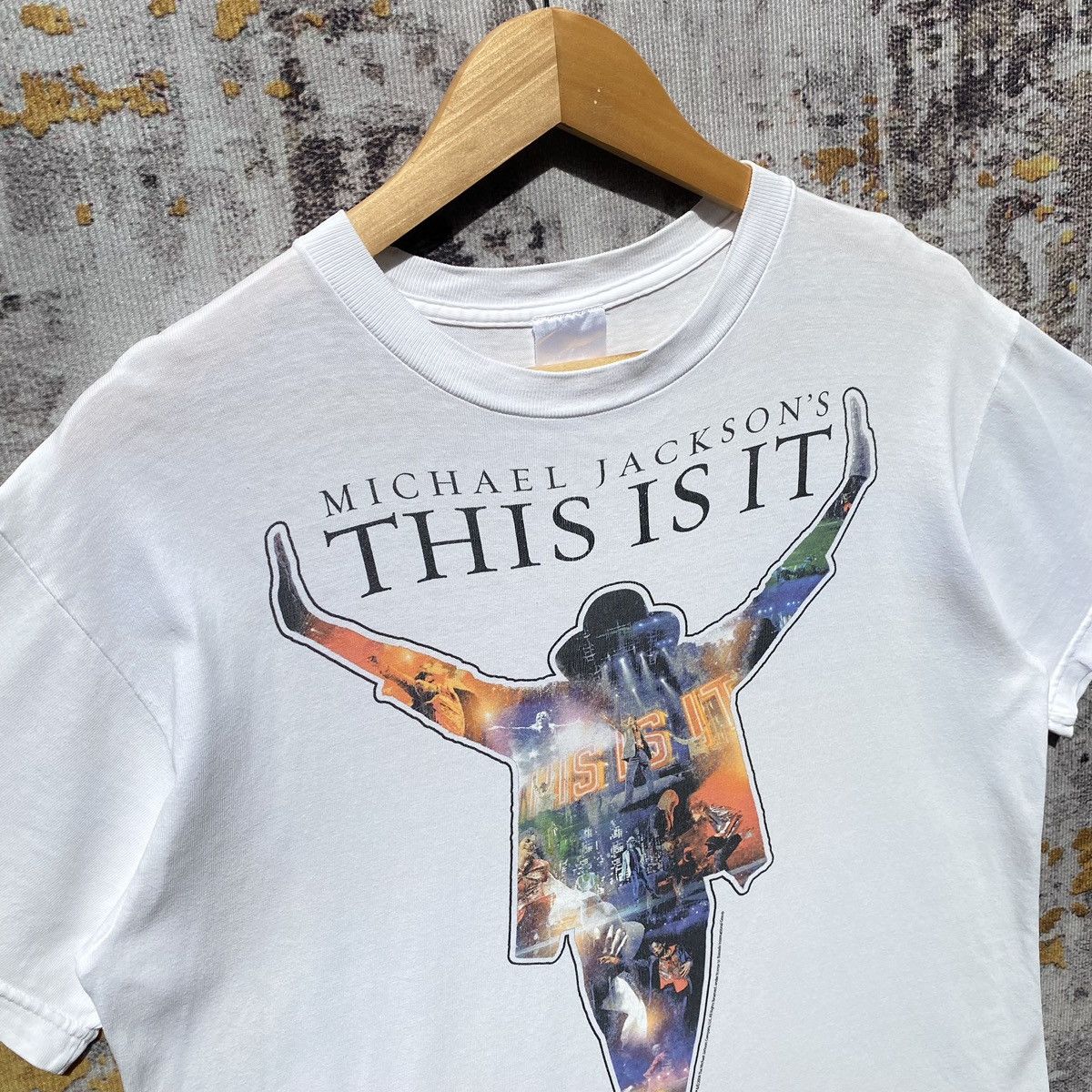 Band Tees × Michael Jackson × Vintage Vintage Michael Jackson’s King Of Pop Shirt©️2009 Size US M / EU 48-50 / 2 - 4 Thumbnail