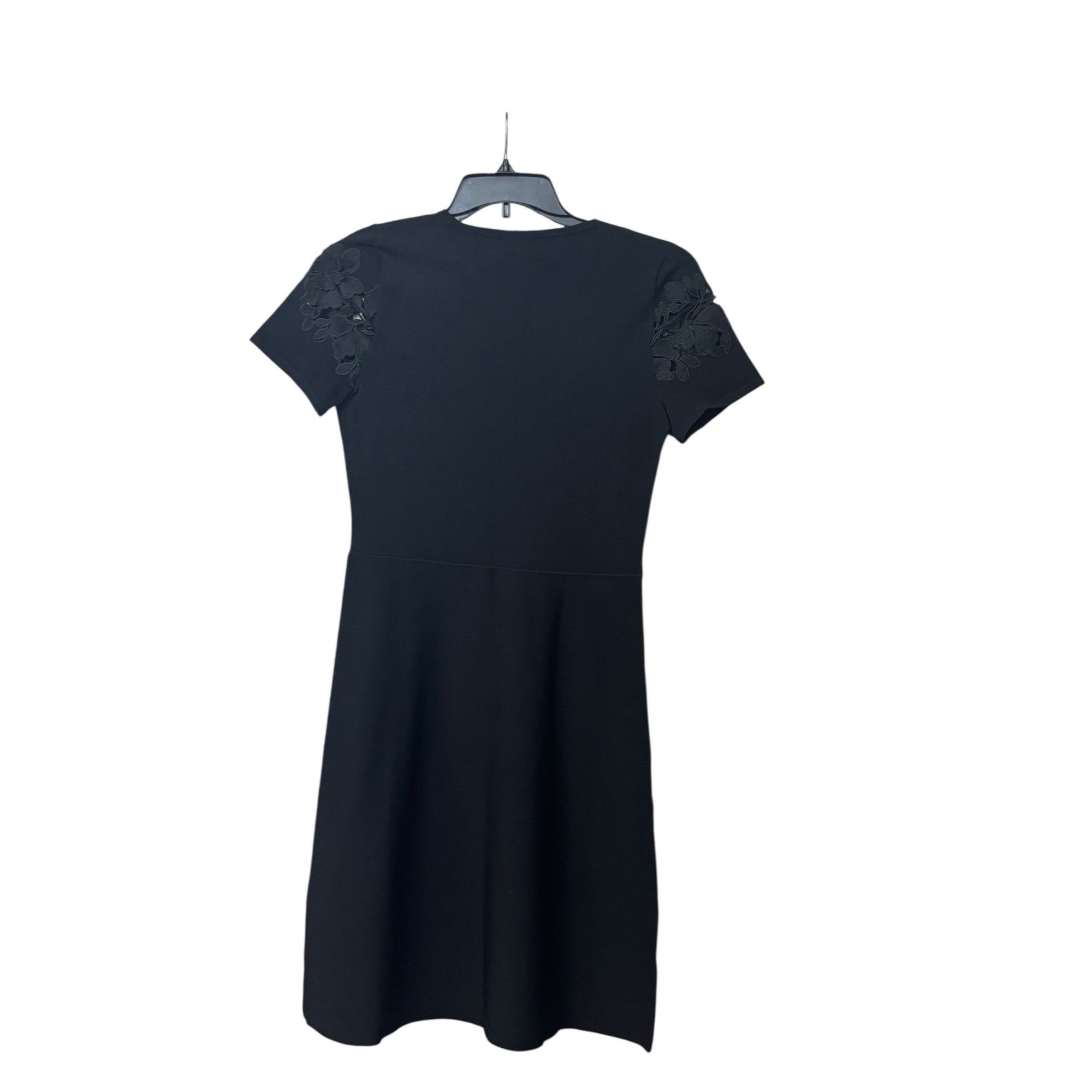 Elie Tahari Elie Tahari Floral Lace Aplique Short sleeve Crepe Fit and F Size S / US 4 / IT 40 - 9 Thumbnail
