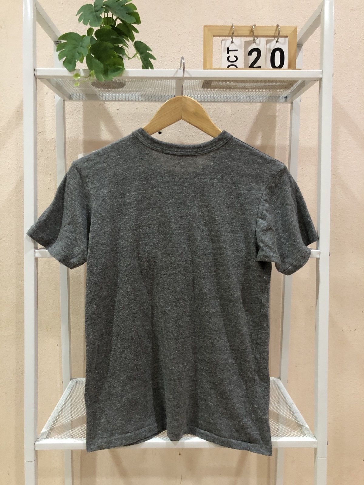Marc Jacobs Vintage Marc Jacobs Anarchy Fist Print Tshirts Cotton Blend Size US S / EU 44-46 / 1 - 2 Thumbnail