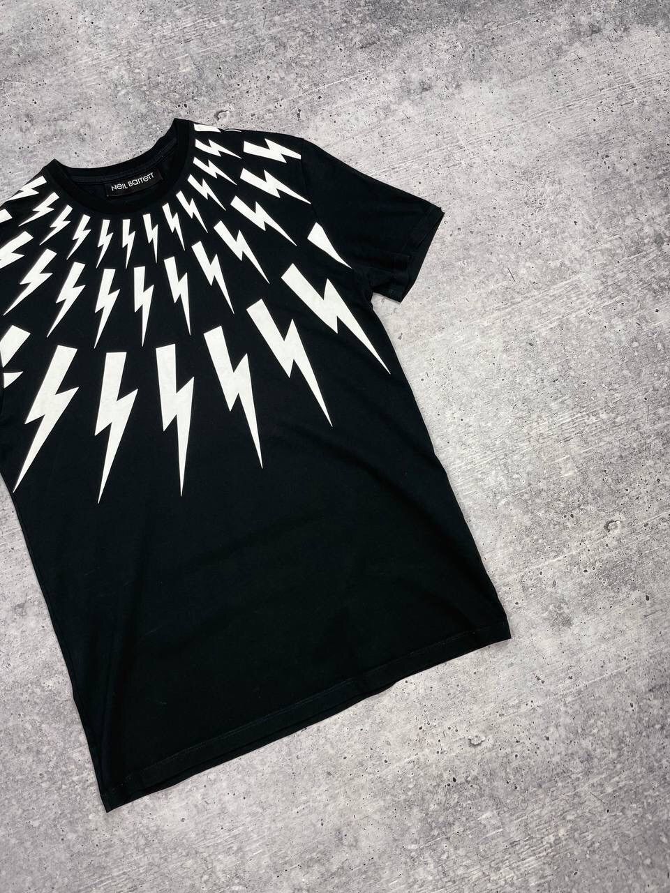 Neil Barrett Vintage Neil Barrett Black Slim Fit Big Logo Shirt Tee Y2K Size US S / EU 44-46 / 1 - 6 Thumbnail