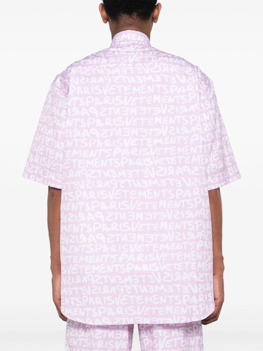 Vetements Pink All Over Grafitti Logo Oversized Short Sleeve Shirt Size XS / US 0-2 / IT 36-38 - 4 Thumbnail