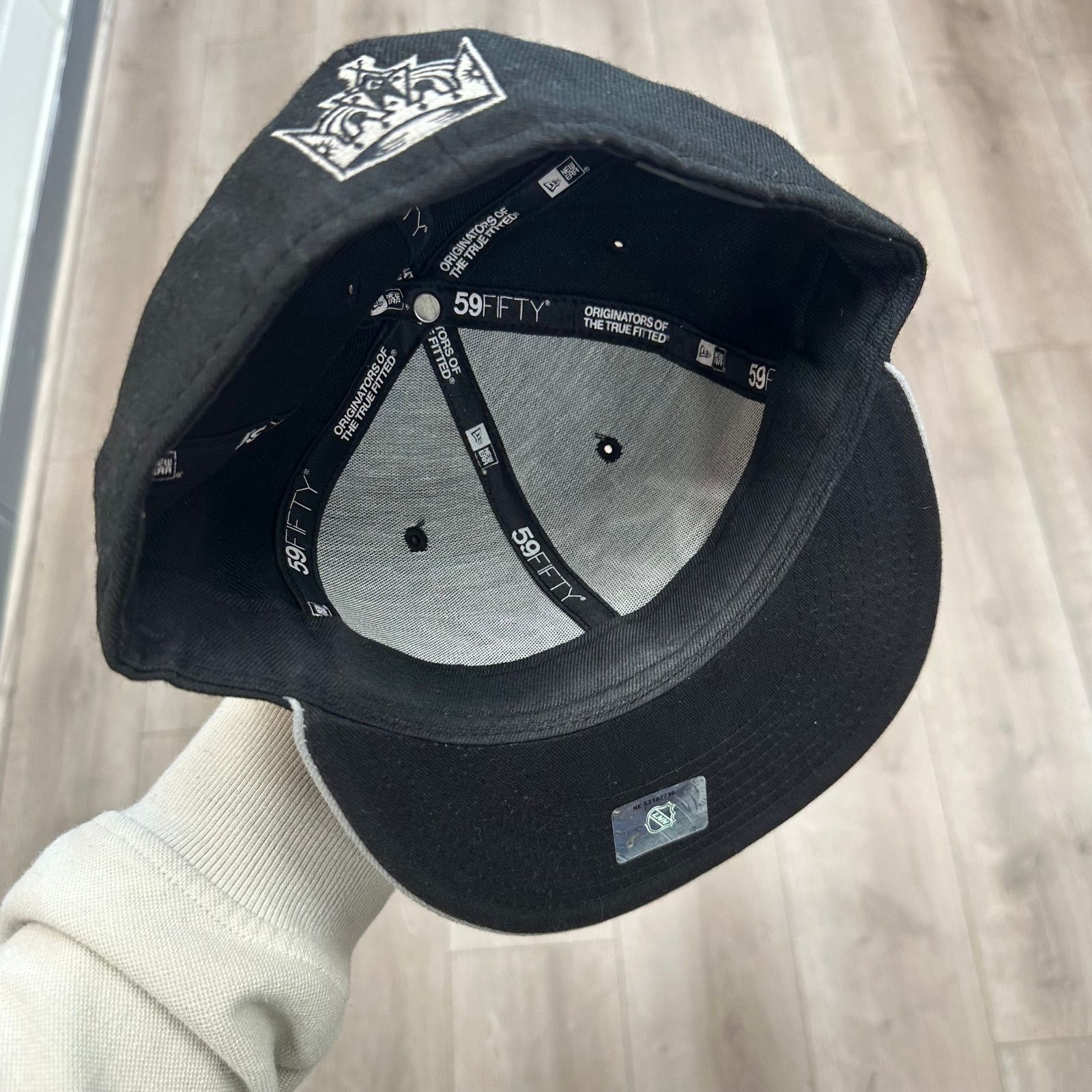 New Era New Era Los Angeles Kings Script fitted hat Cap size 7 3/8 Size ONE SIZE - 5 Thumbnail