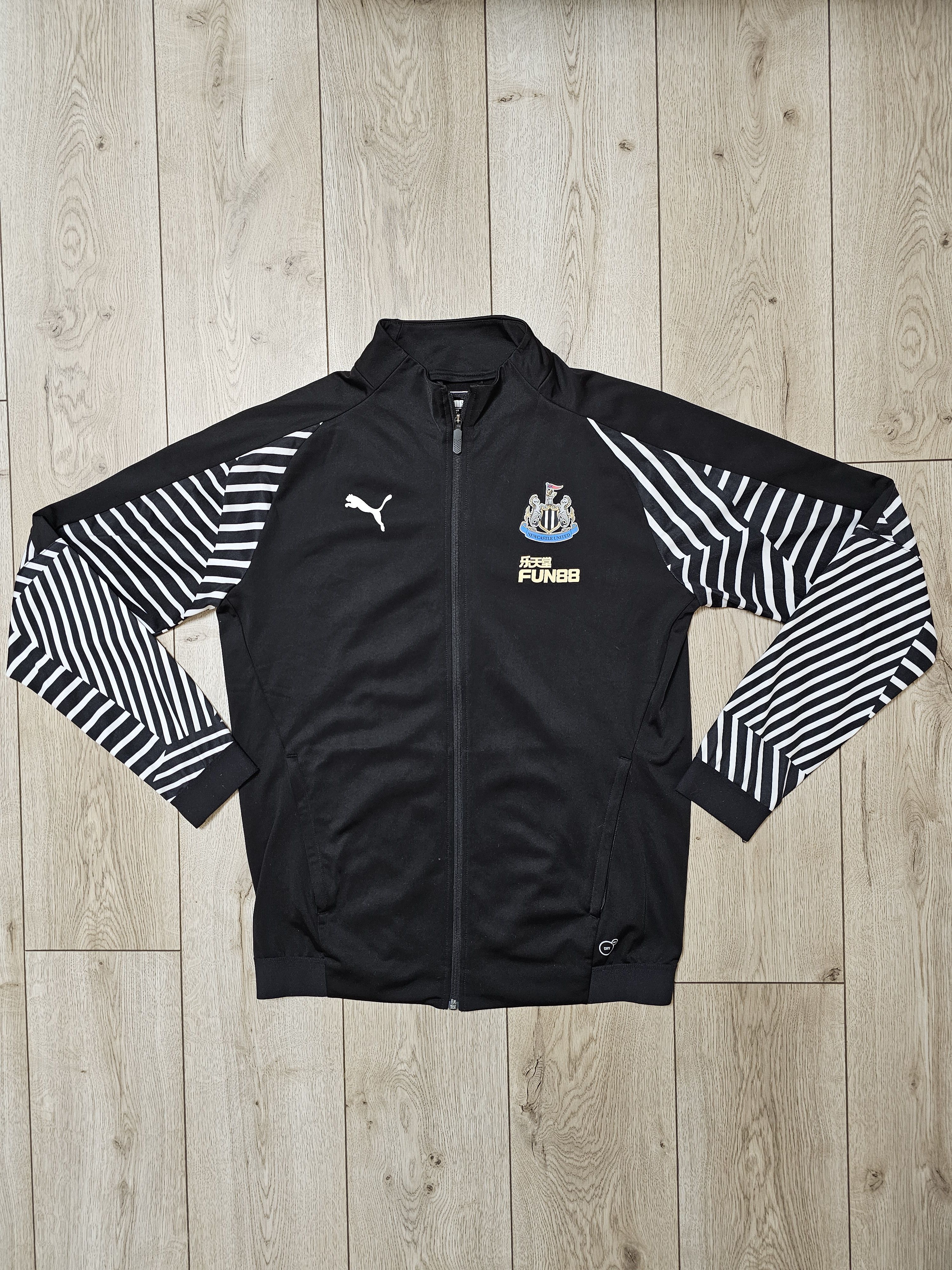 Puma NEWCASTLE 2017 2018 FOOTBALL JACKET SOCCER ZIP JACKET Size US L / EU 52-54 / 3 - 1 Thumbnail