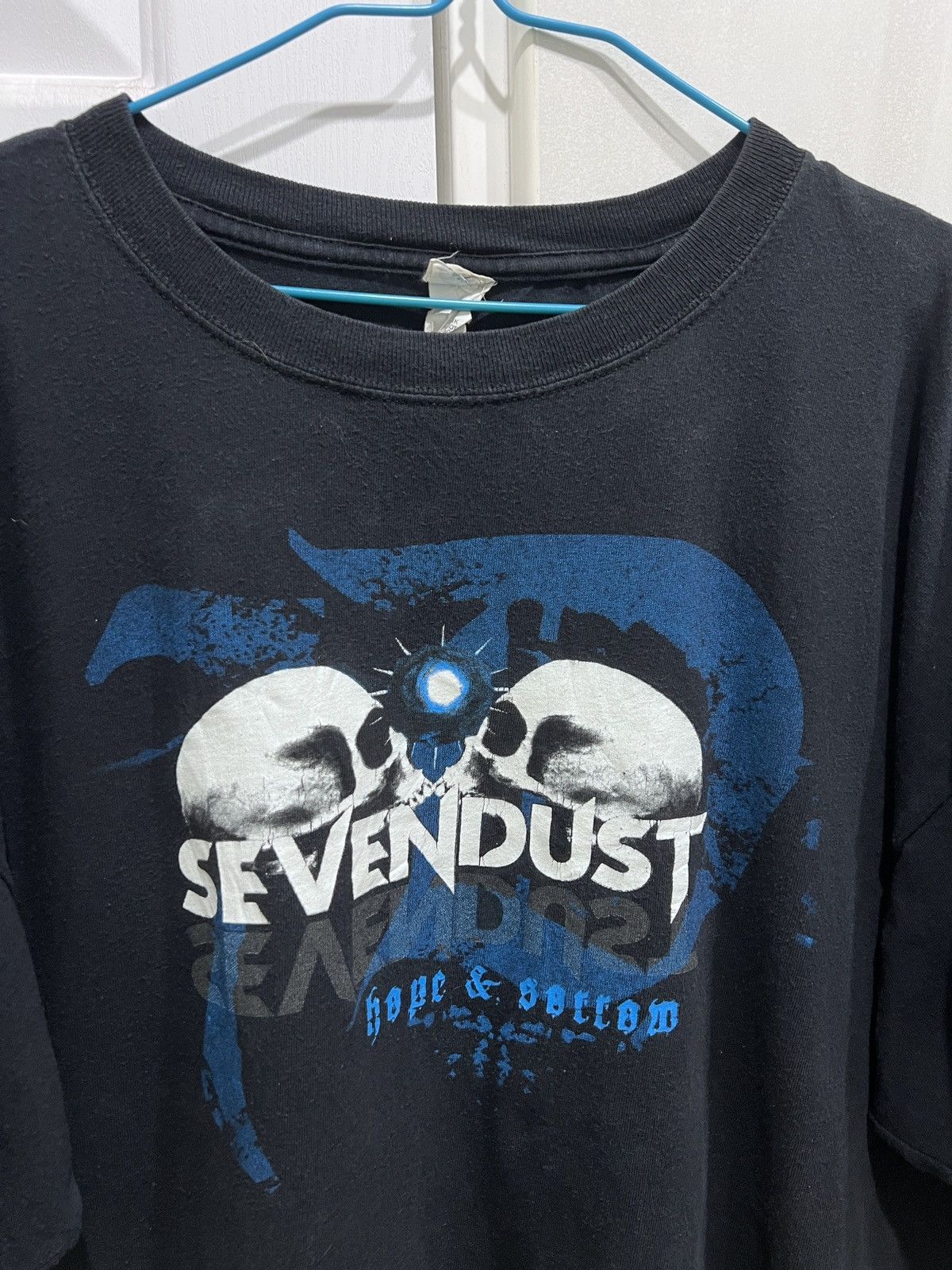 Band Tees Vintage Y2K Sevendust Nu metal Promo Tour Tee 2XL oversized Size US XXL / EU 58 / 5 - 2 Thumbnail
