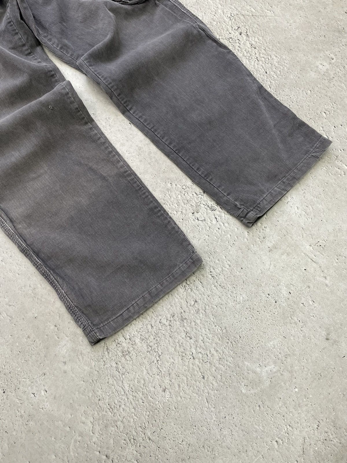 Billabong Velvet surf Billabong Gray Corduroy Cargo Pants Y2K Skater Size US 30 / EU 46 - 5 Thumbnail