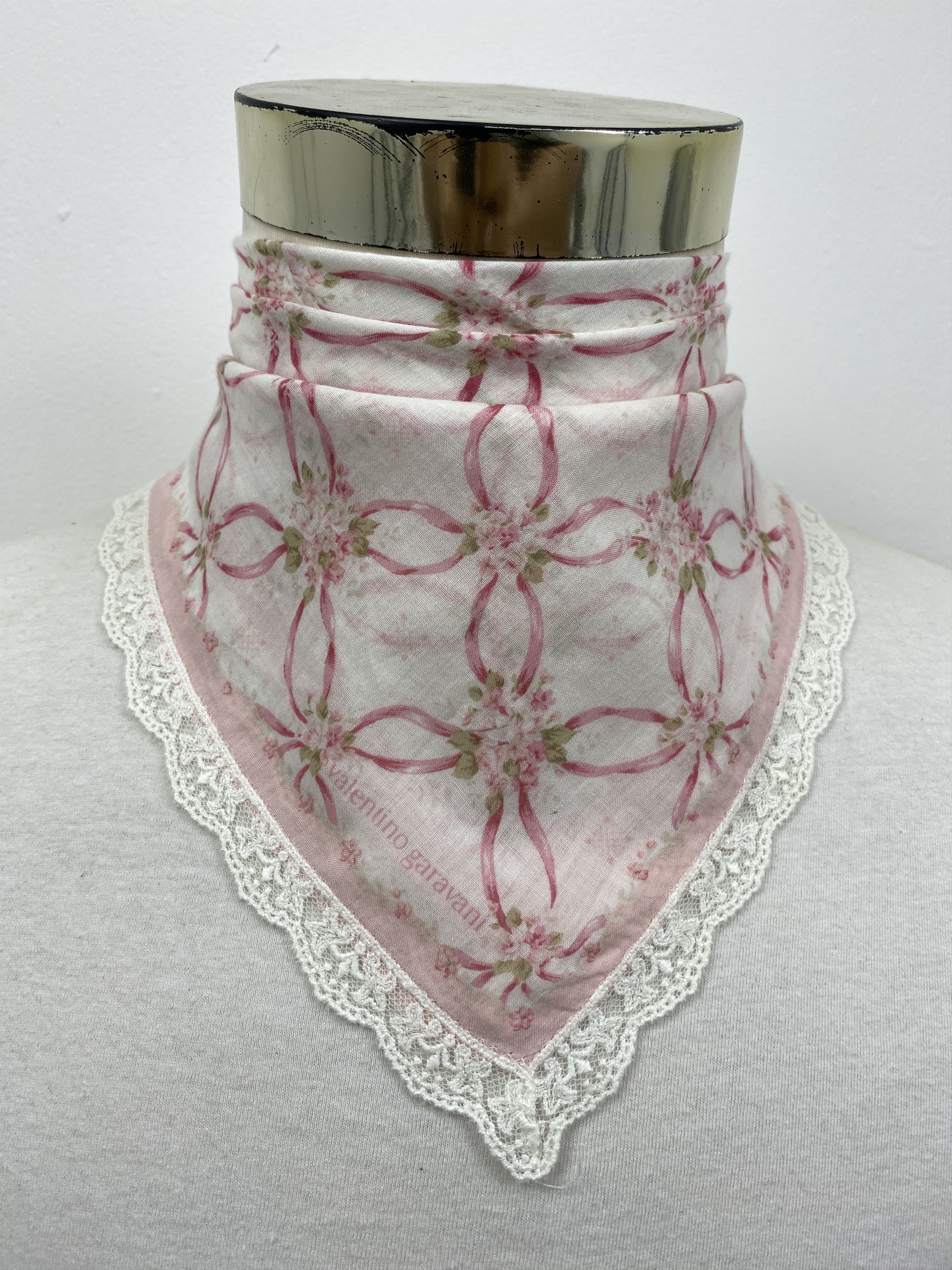 Valentino Valentino Garavani Handkerchief / Neckerchief HKC0516 Size ONE SIZE - 1 Thumbnail