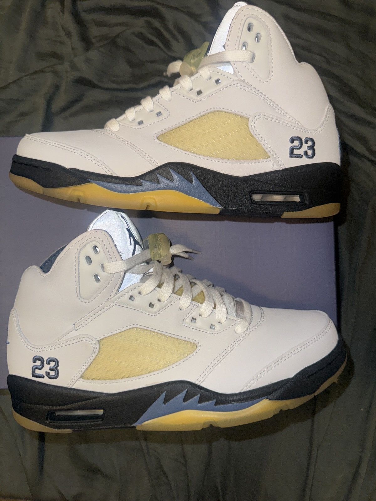 Jordan Brand WMNS A Ma Maniere Jordan 5 Retro Dawn SP Size US 9.5 / EU 42-43 - 3 Thumbnail