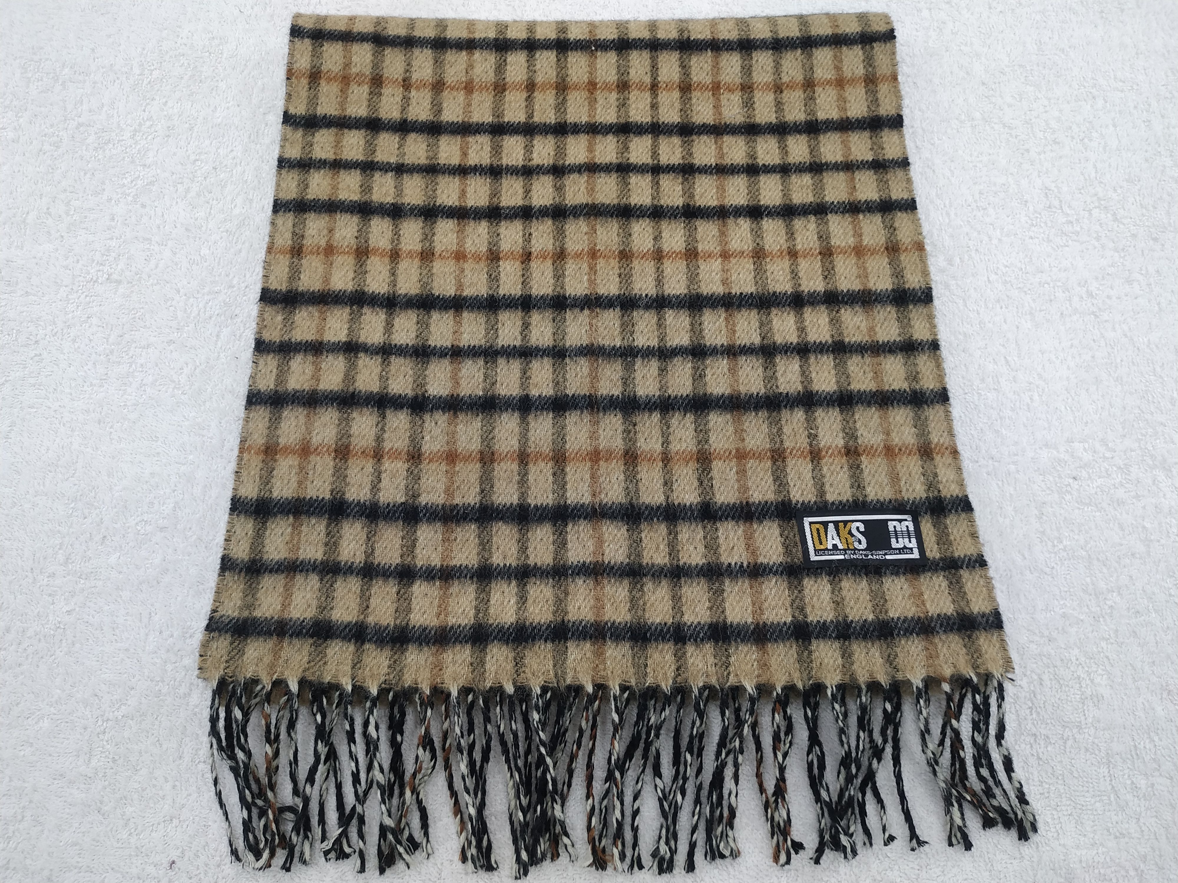 DAKS Daks London Scarf / Muffler / Neckwear - WW358 Size ONE SIZE - 1 Thumbnail