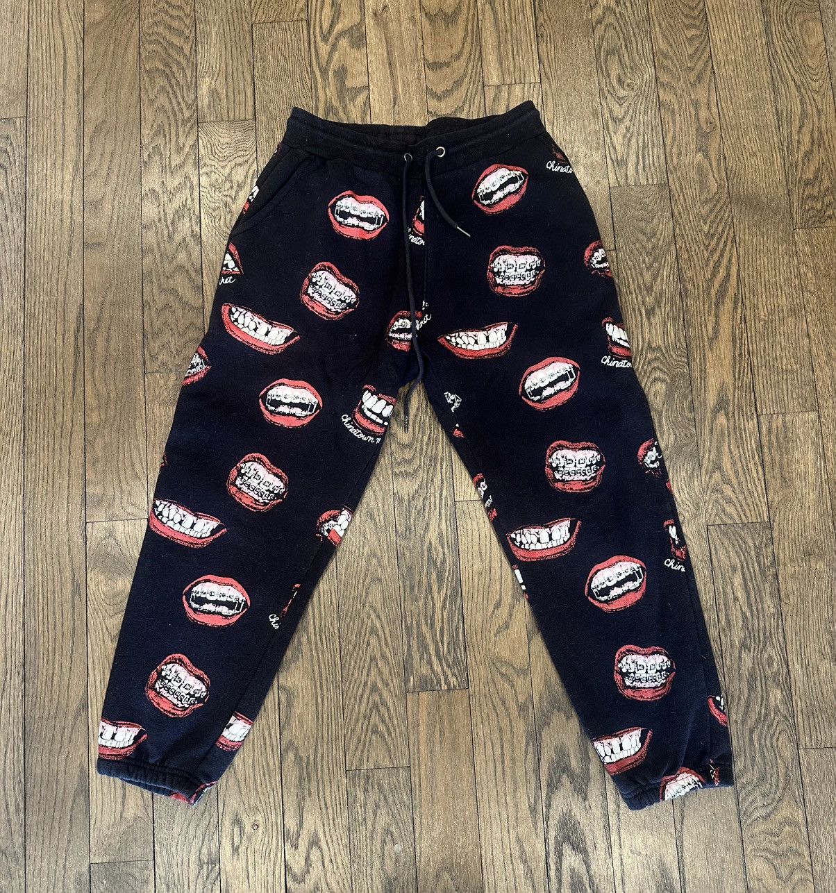 Market All Around Braces Sweats Size US 30 / EU 46 - 1 Thumbnail