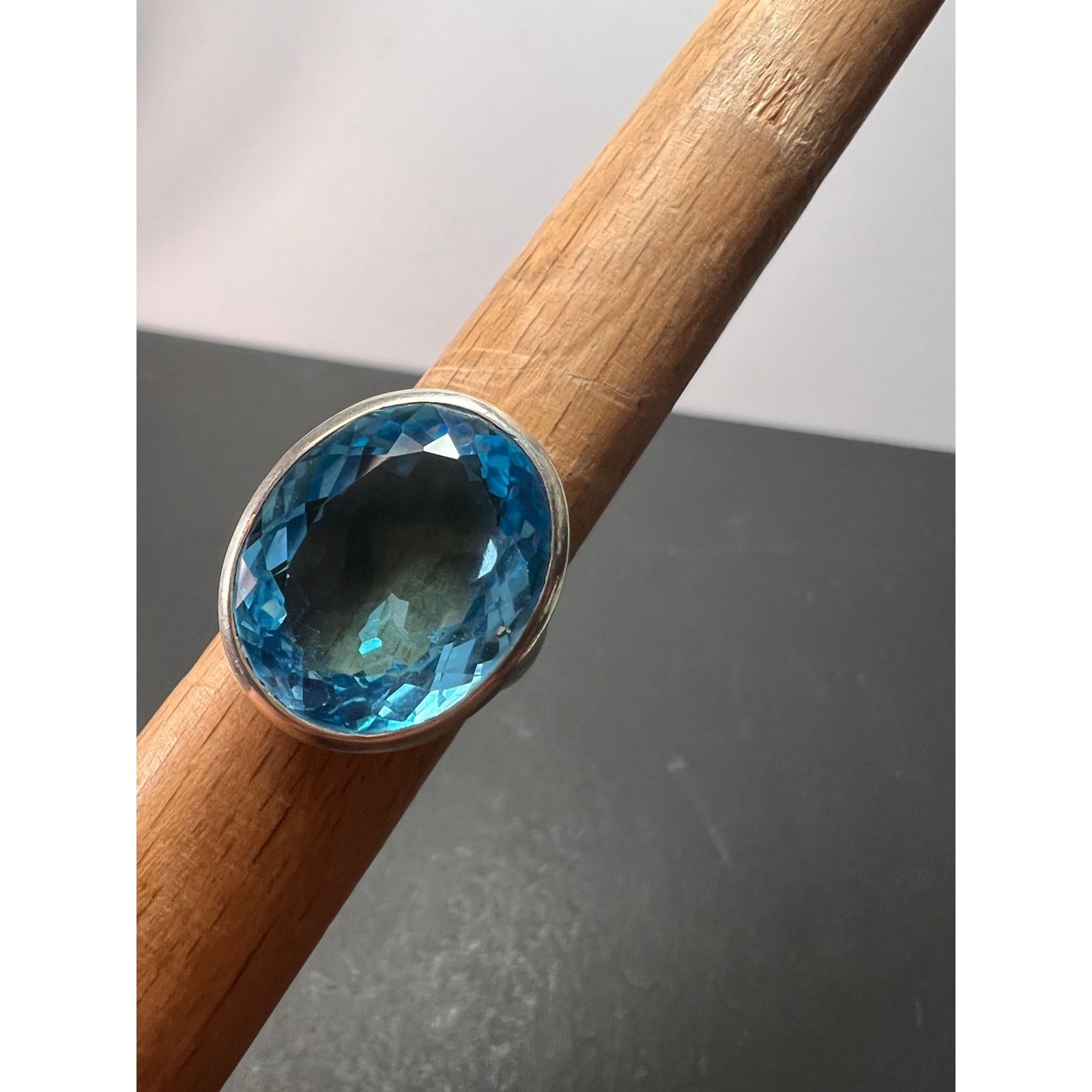 Other NEW Swiss blue topaz 925 ring size 8/ 12.92 grams Size ONE SIZE - 11 Thumbnail
