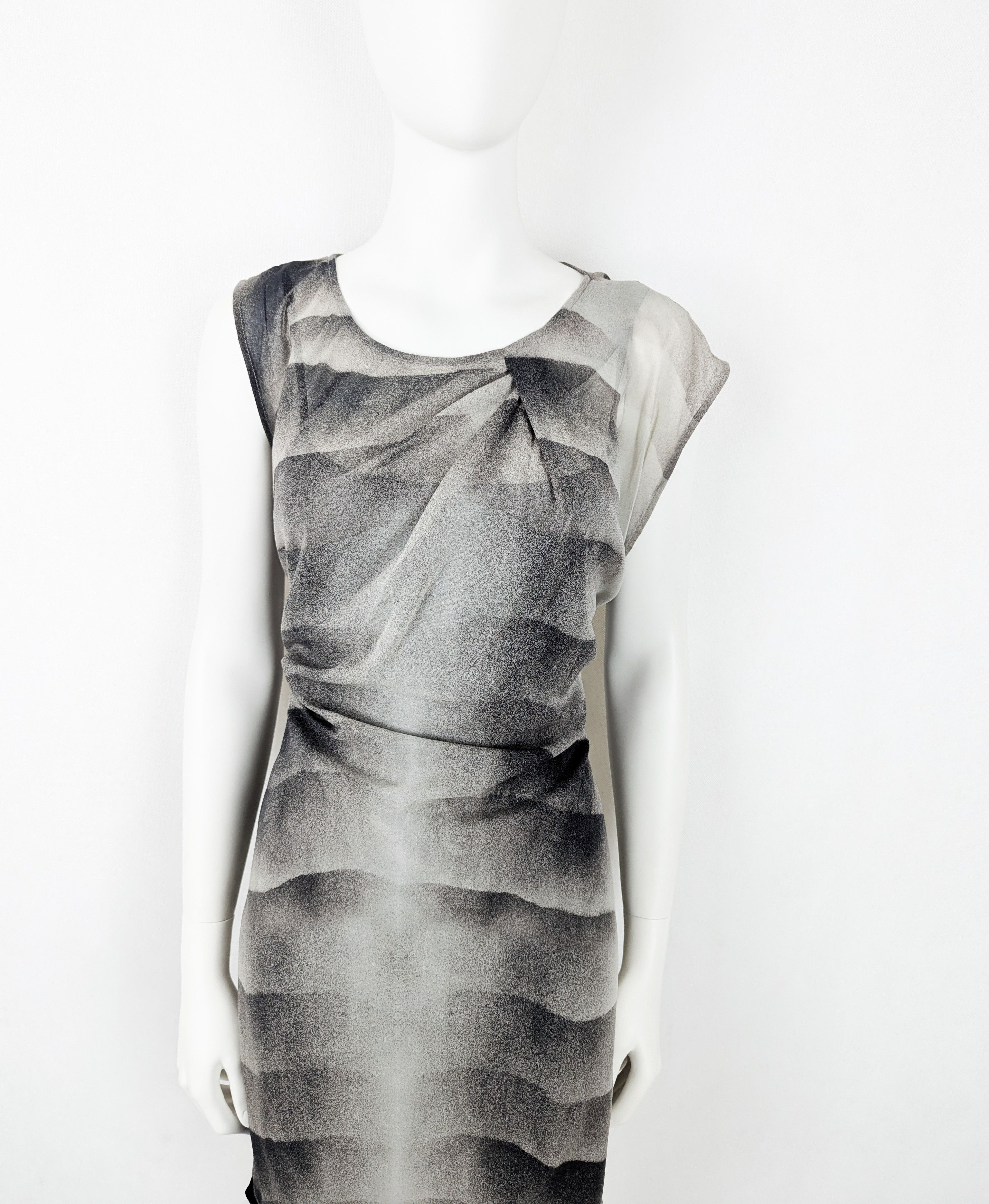 Helmut Lang Helmut Lang grey silk dress Size XS / US 0-2 / IT 36-38 - 2 Thumbnail