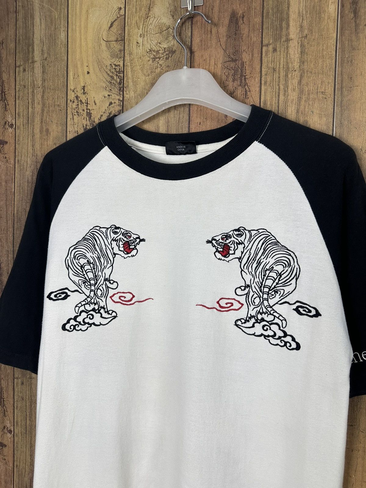 Japanese Brand Sukajan The Exotic Japanese Ww2 Design Tshirt A372 Size US L / EU 52-54 / 3 - 3 Thumbnail