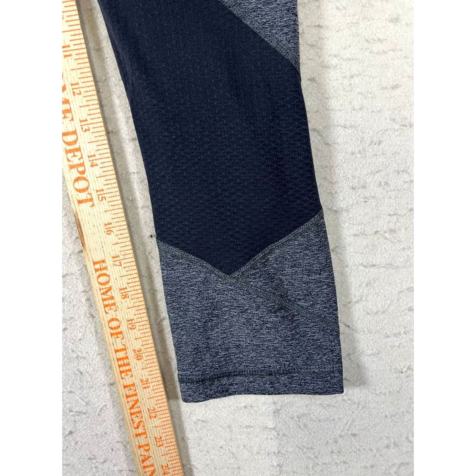 Lululemon Lululemon Leggings Women Size 6 Gray Pockets Ankle Gym Running Yoga See Pics Size 28" / US 6 / IT 42 - 5 Thumbnail