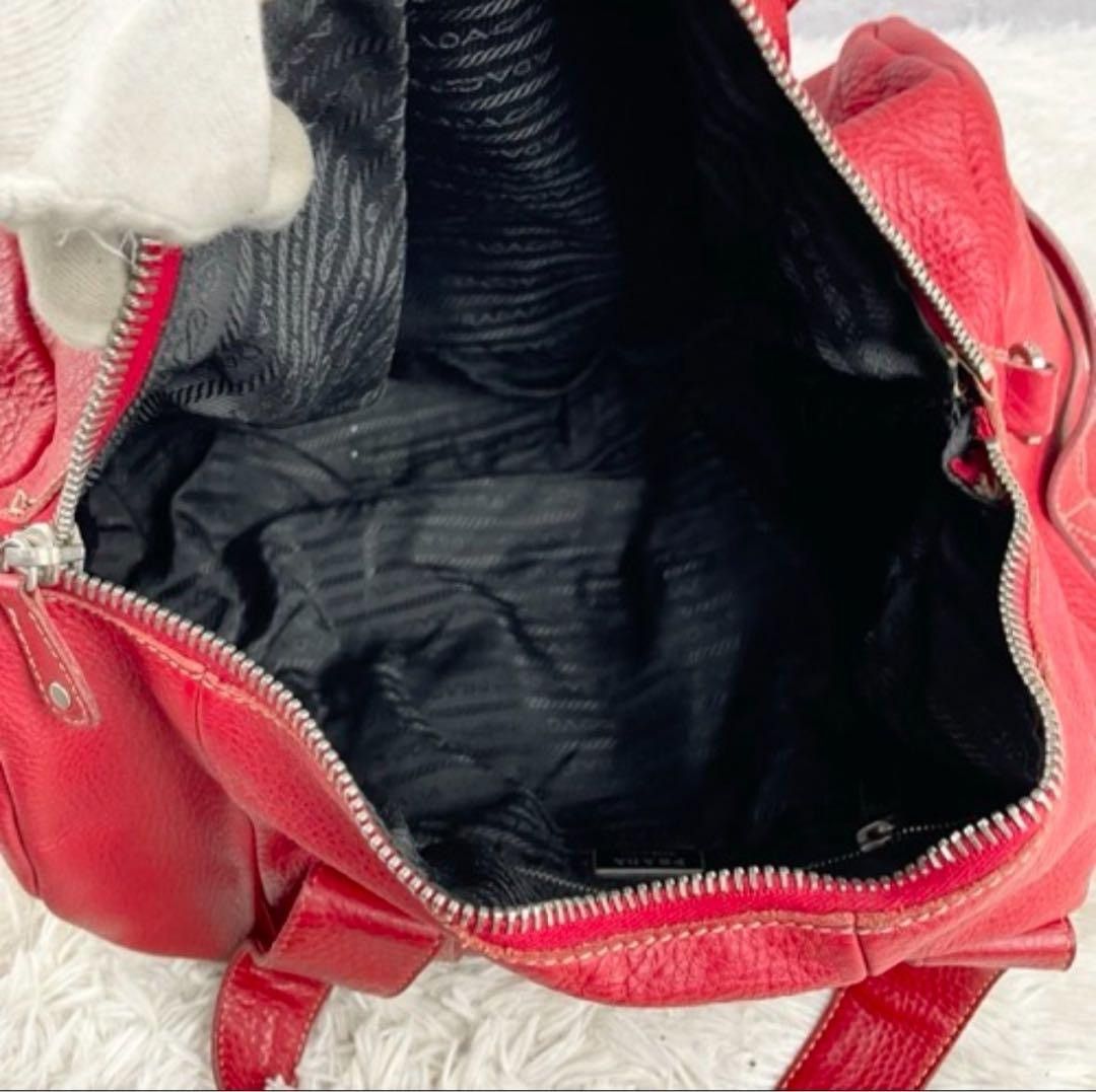Prada Prada Vitello Daino Red Leather Barrel Duffle Bag Size ONE SIZE - 4 Thumbnail