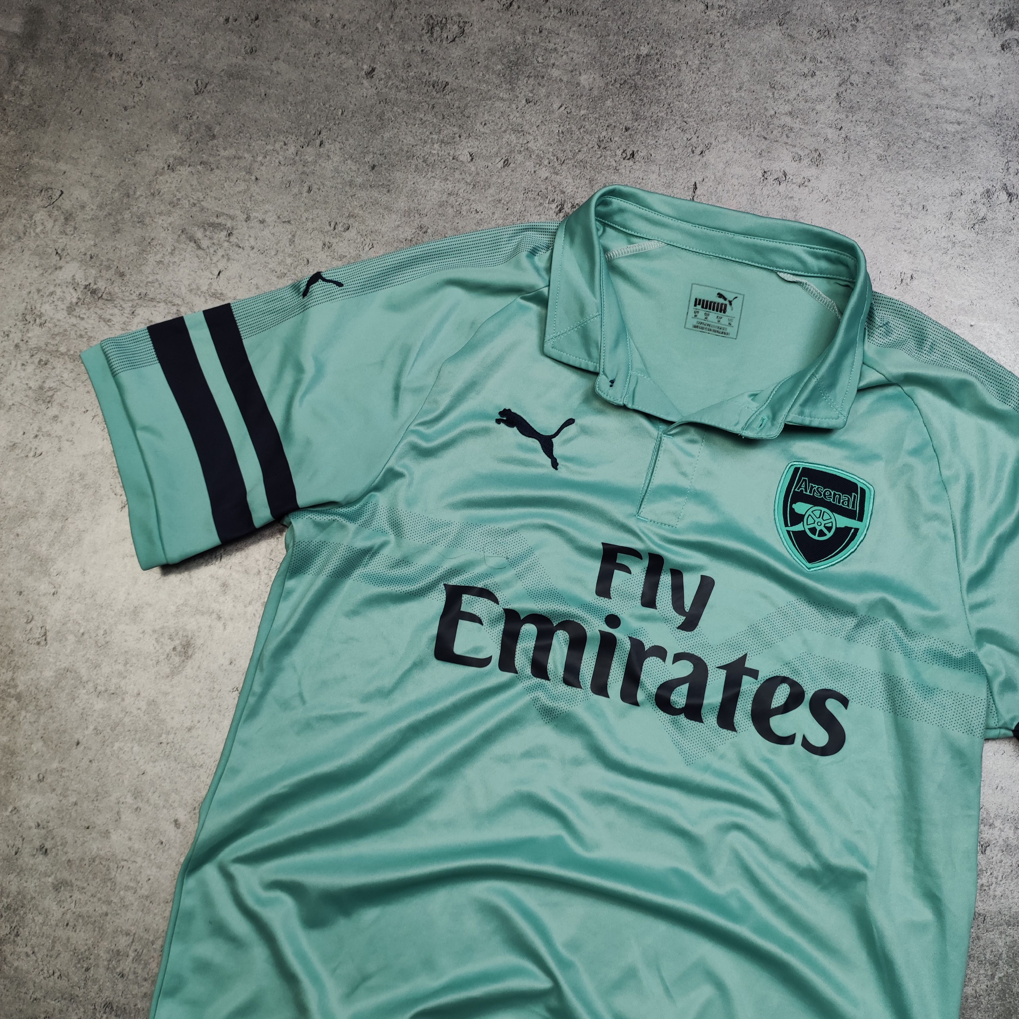 Puma RARE Puma x Arsenal London Third 2018 Football Jersey Size US M / EU 48-50 / 2 - 3 Thumbnail