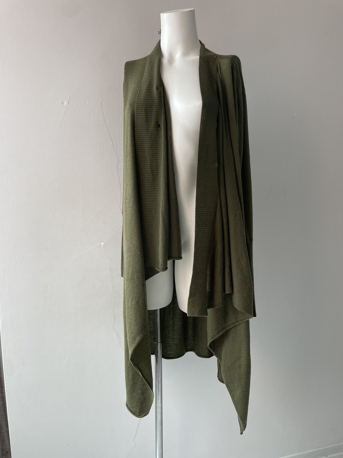 Alice + Olivia Alice+Olivia cardigan Size L / US 10 / IT 46 - 3 Thumbnail