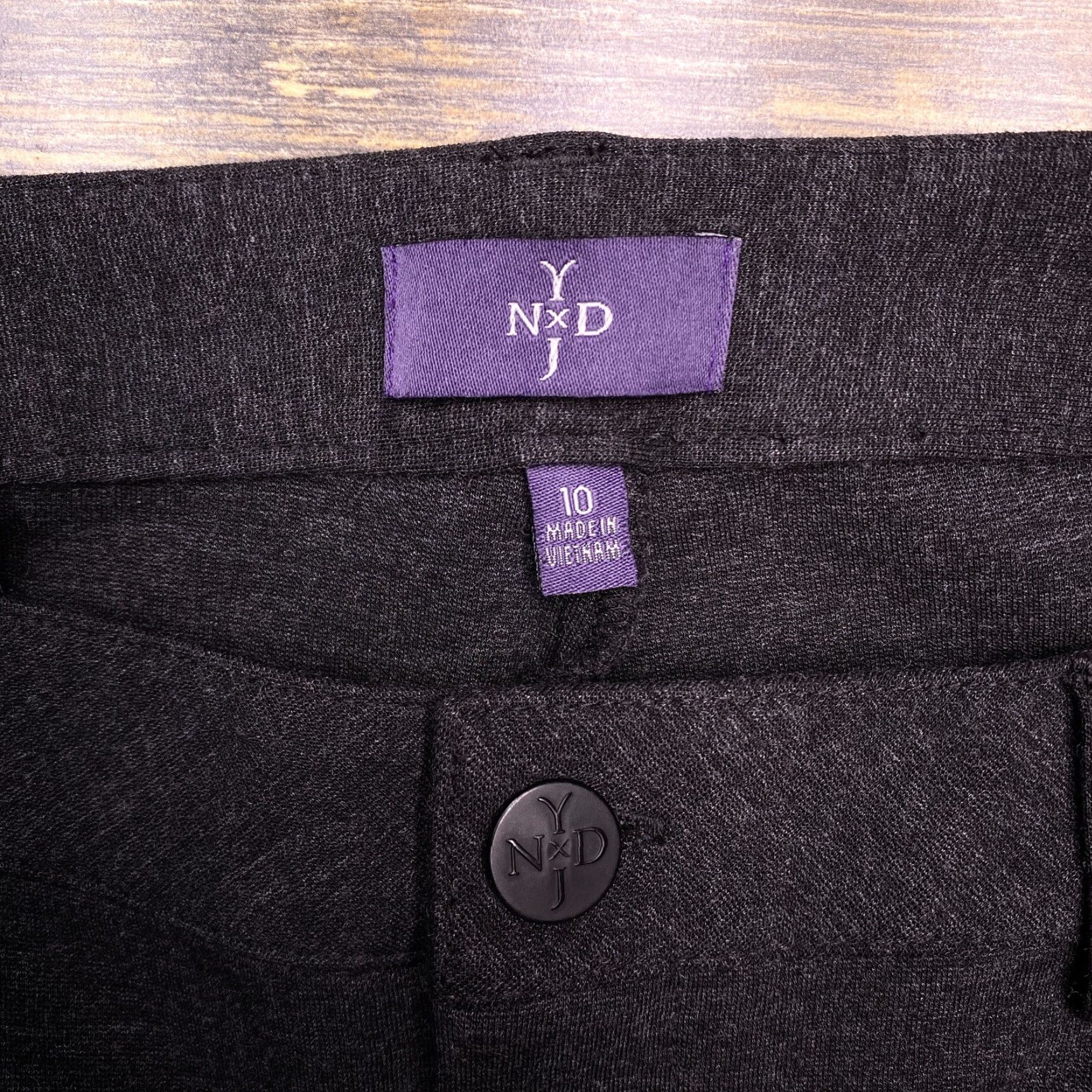 NYDJ NYDJ Ankle Pants 10 Charcoal Stretch Ponte Zip Pockets Size 32" / US 10 / IT 46 - 4 Thumbnail