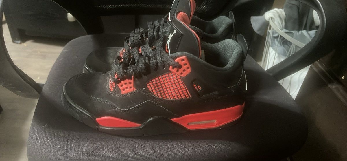Jordan Brand Jordan 4s Red Thunder Size US 11 / EU 44 - 3 Thumbnail