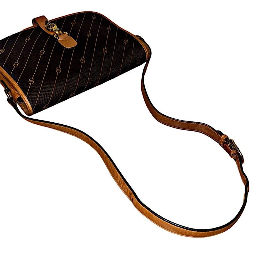 Gucci Authentic Vintage Gucci Striped GG Ring Clasp Crossbody Bag Size ONE SIZE - 8 Thumbnail