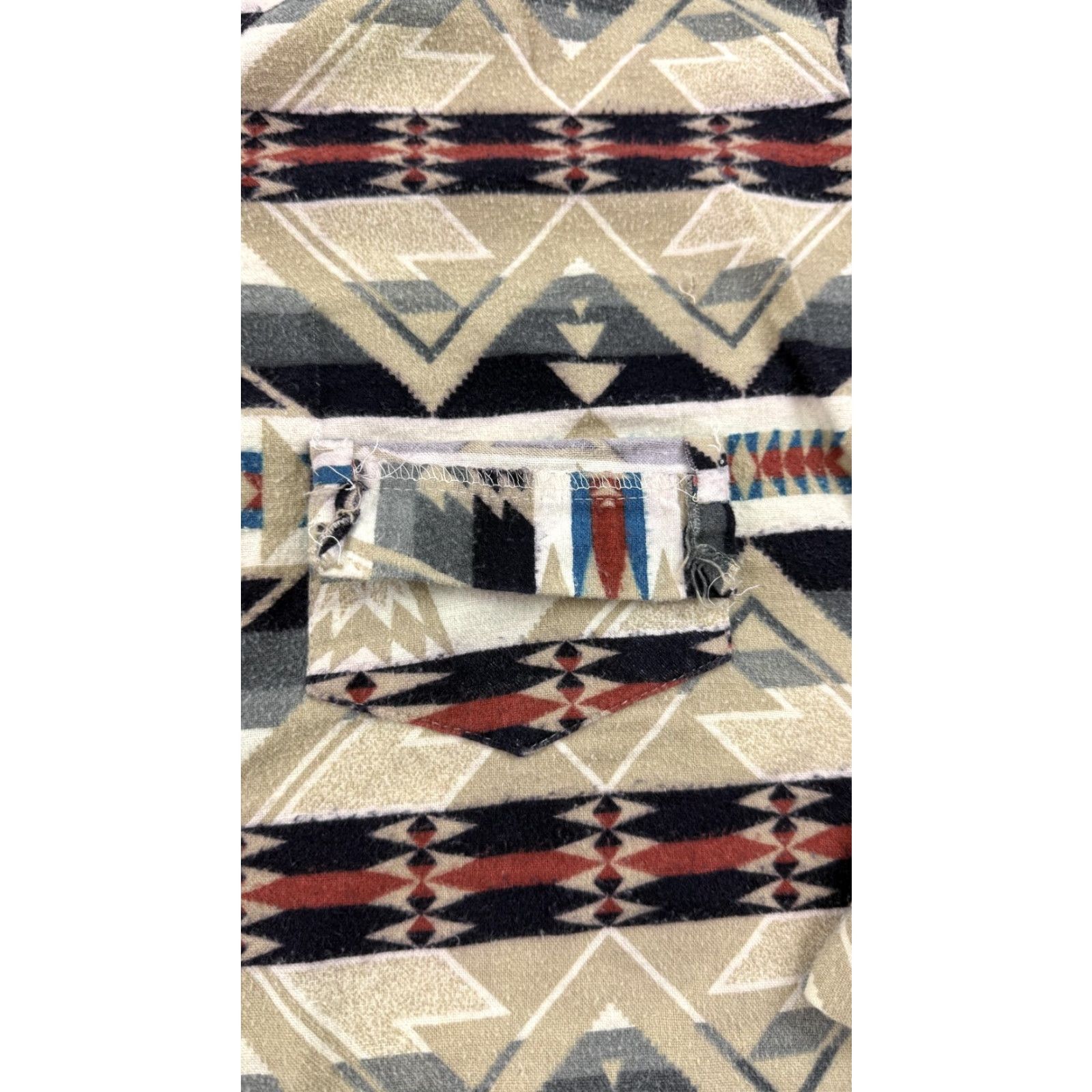 Vintage VINTAGE Shadow Boxer Southwestern Button-Up Shirt Mens Large Beige Aztec Print Flannel 3/4 Sleeve Size US L / EU 52-54 / 3 - 3 Thumbnail