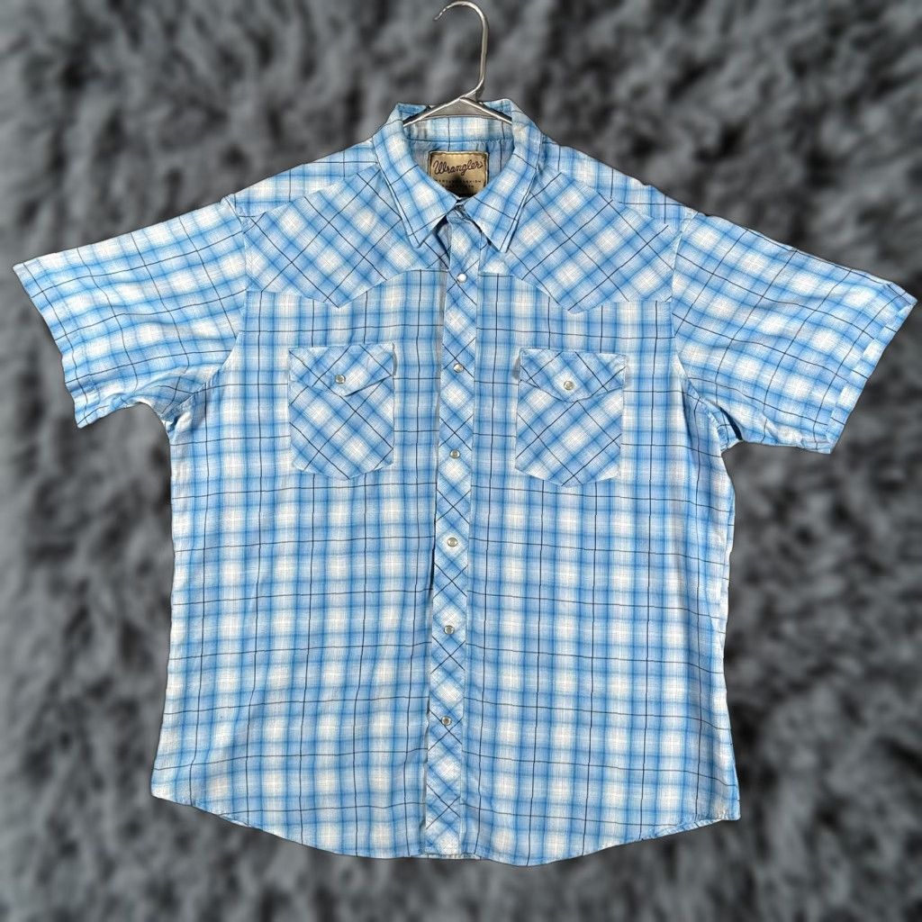 Wrangler VINTAGE Wrangler Shirt Mens M Blue Plaid Short Sleeve Pearl Snap Western Cowboy Size US M / EU 48-50 / 2 - 1 Thumbnail