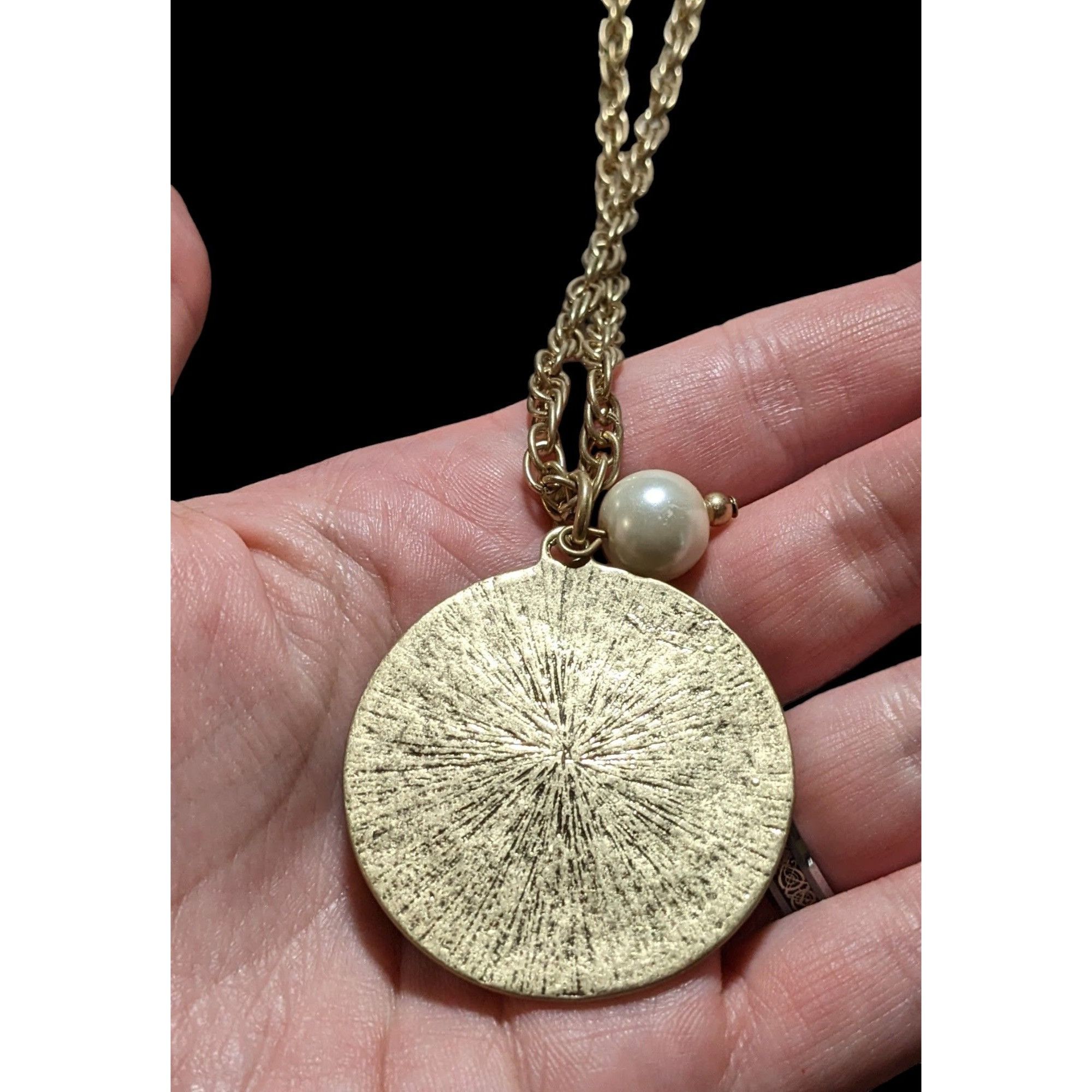 Other Plunder Jewelry Monogram "K" Medallion Necklace Size ONE SIZE - 6 Thumbnail