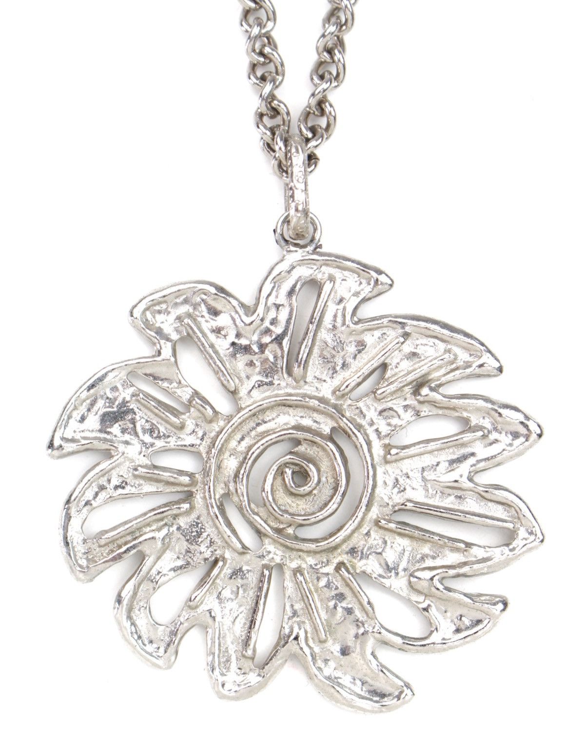 2000S JAPANESE MADE HAMMERED SUNBURST FLOWER SPIRAL NECKLACE