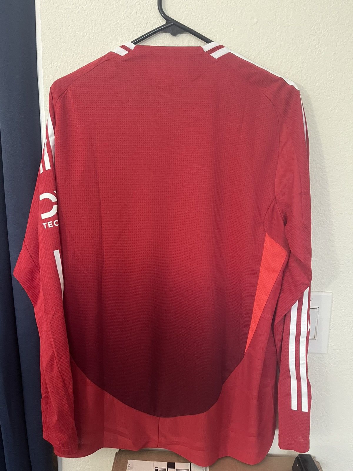 Adidas Adidas Manchester United 2024/25 Authentic Soccer Jersey Size US L / EU 52-54 / 3 - 6 Thumbnail