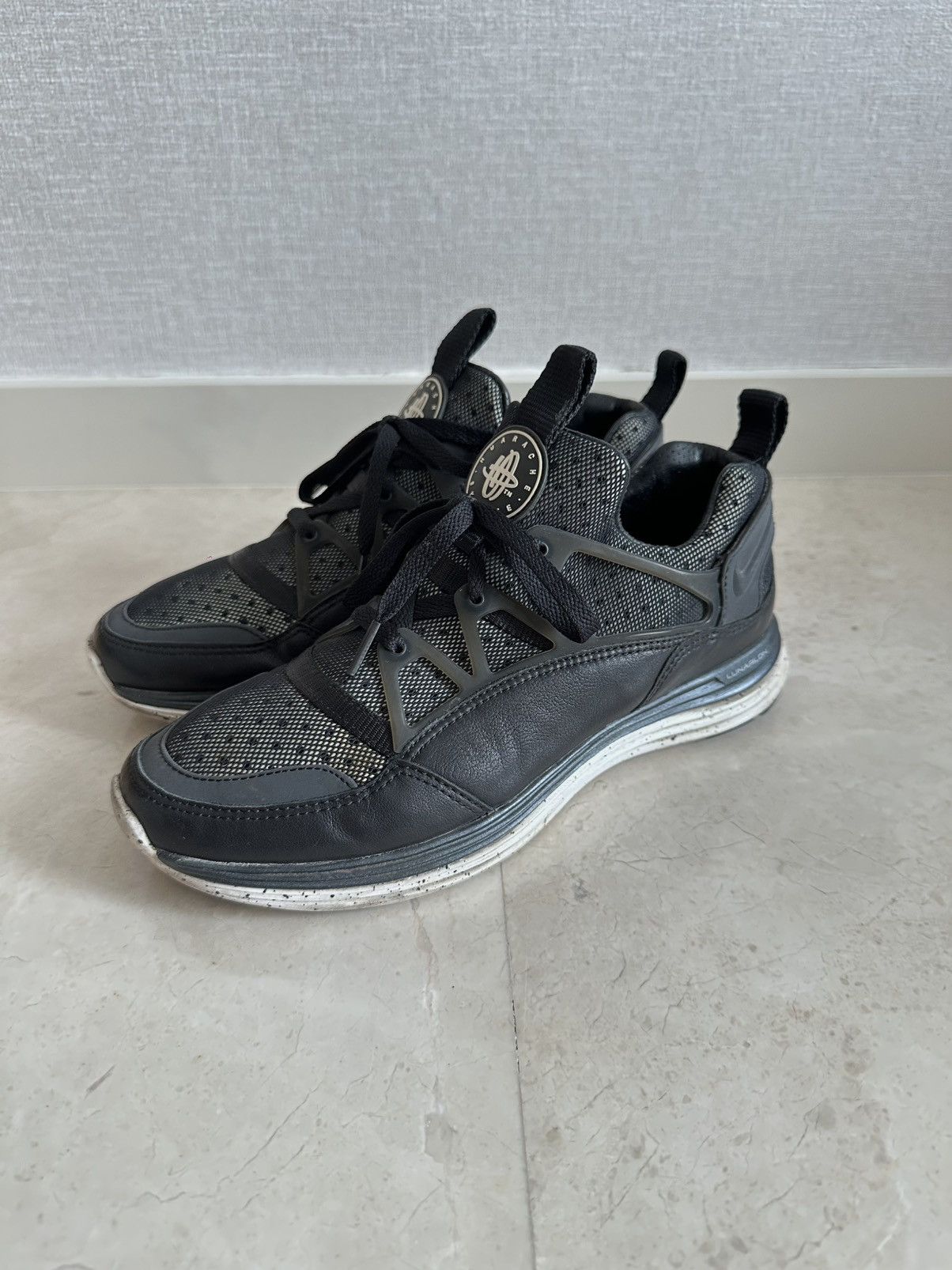 Nike Lunar Huarache Light SP Size US 9 / EU 42 - 2 Thumbnail