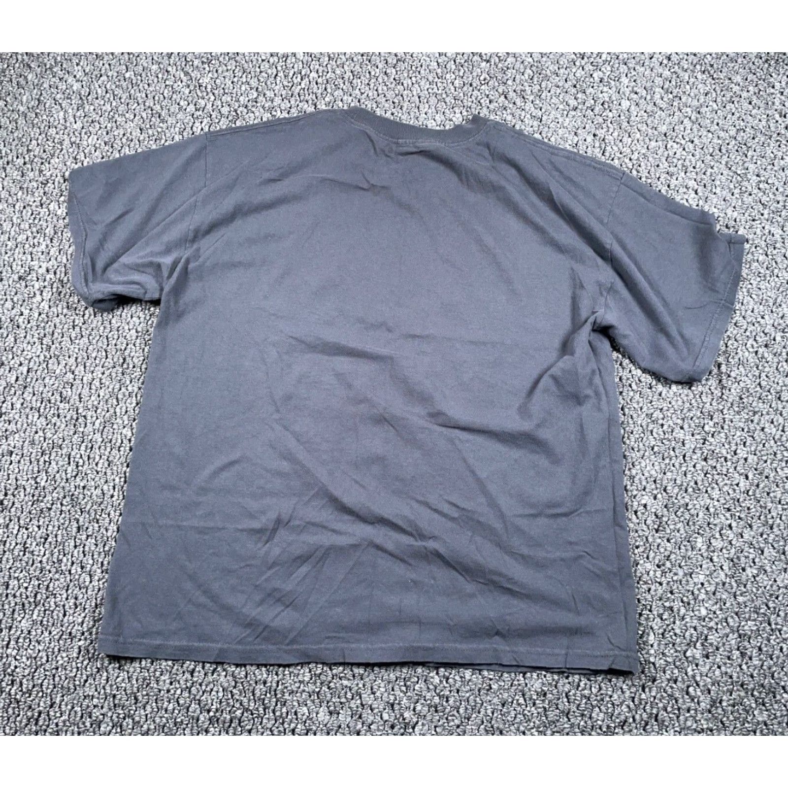 Carbon VINTAGE Carbon Skull Sword Print T-Shirt Adult XL Dark Gray Retro Grunge Mens Size US XL / EU 56 / 4 - 2 Thumbnail