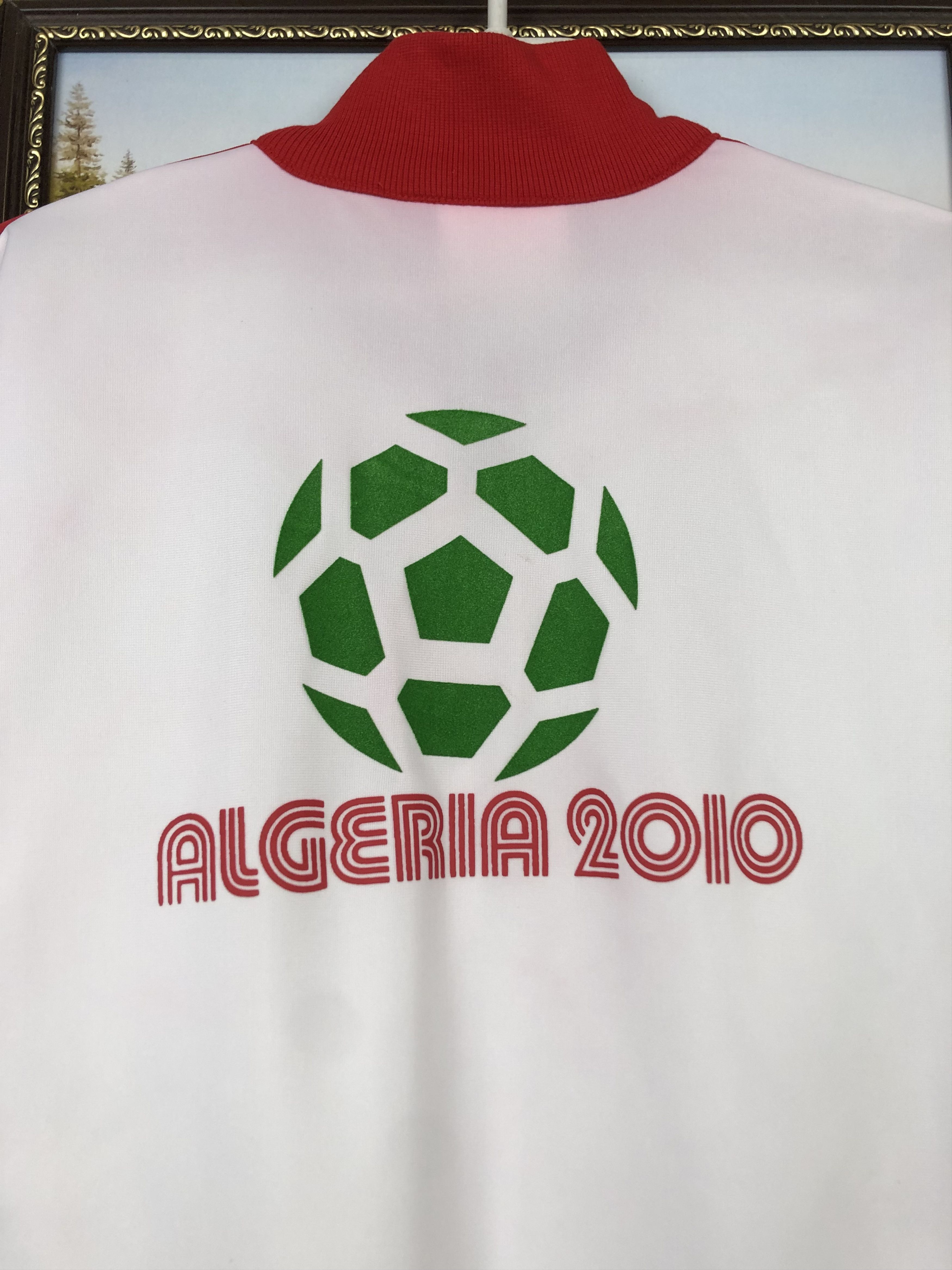 Vintage Algeria 2010 Football Jacket Soccer Track Top National Size US L / EU 52-54 / 3 - 10 Thumbnail